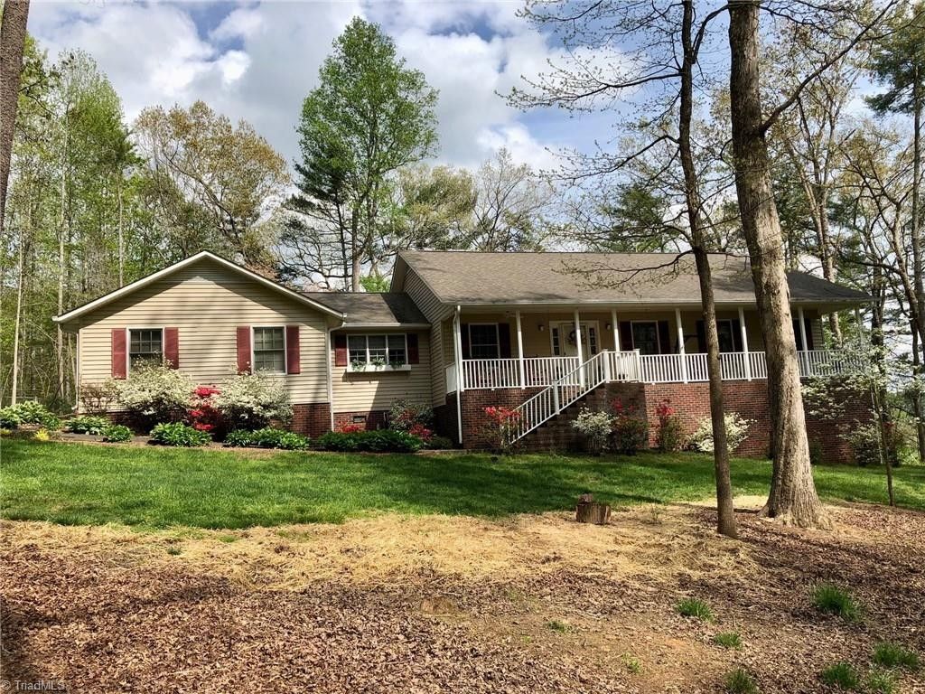 Mount Airy, Surry County, NC House for sale Property ID 417402763