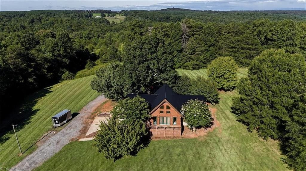 Pinnacle, Surry County, NC House for sale Property ID 417422873