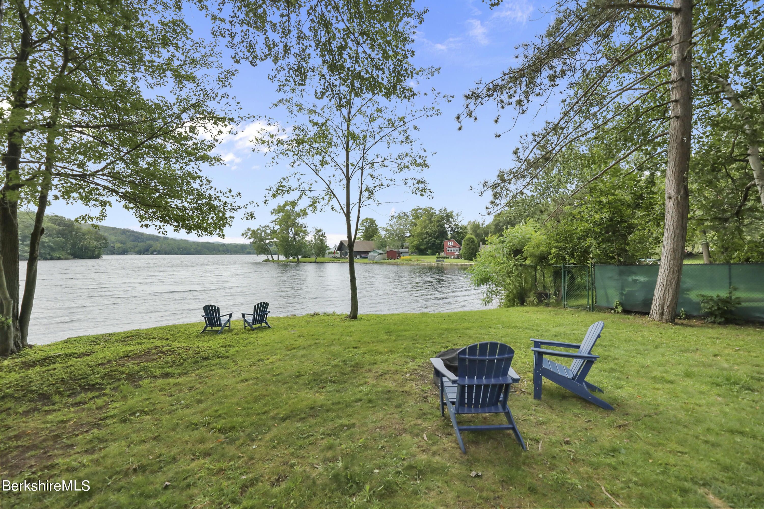 Cheshire, Berkshire County, MA Lakefront Property, Waterfront Property