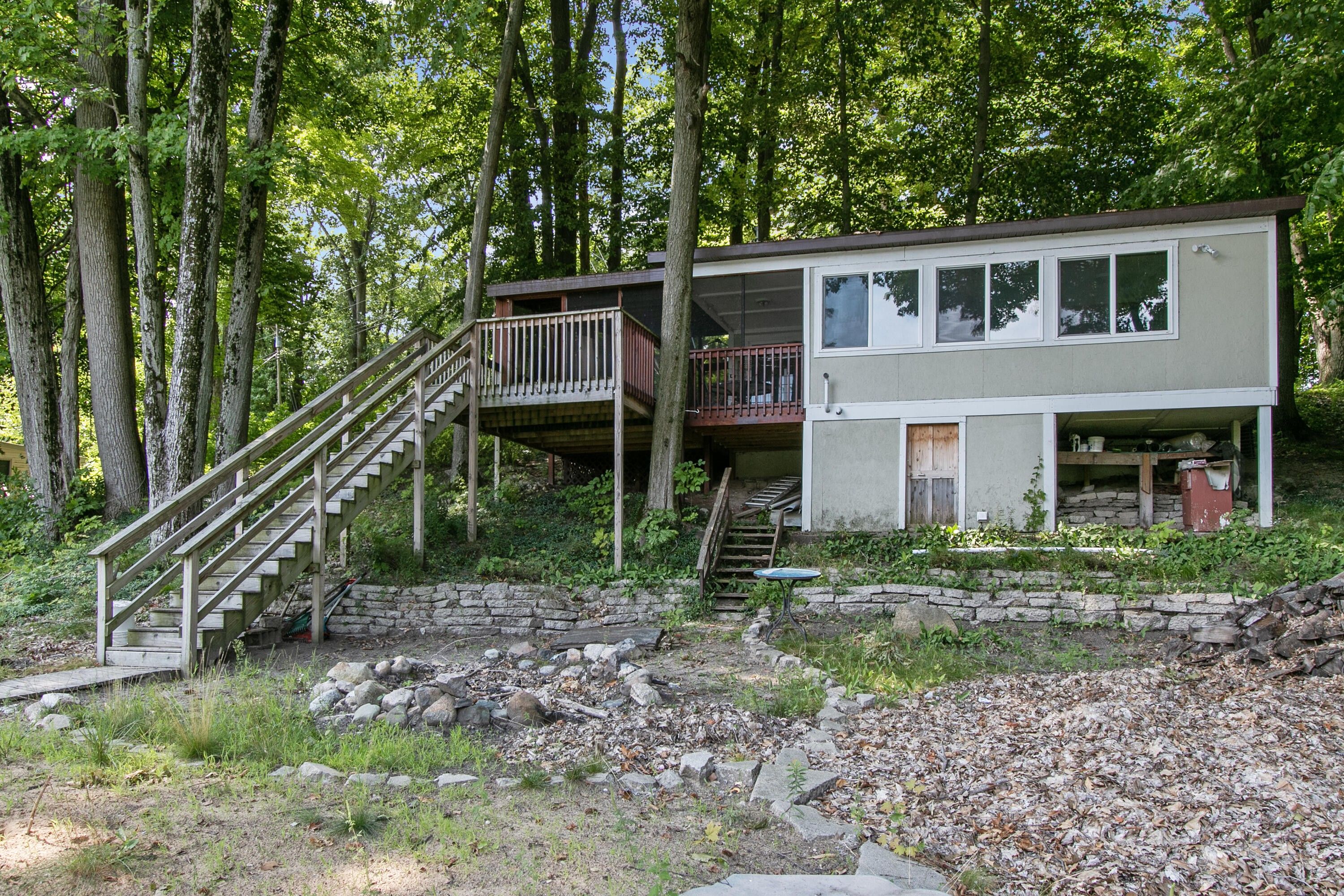 Shelbyville, Allegan County, MI Lakefront Property, Waterfront Property