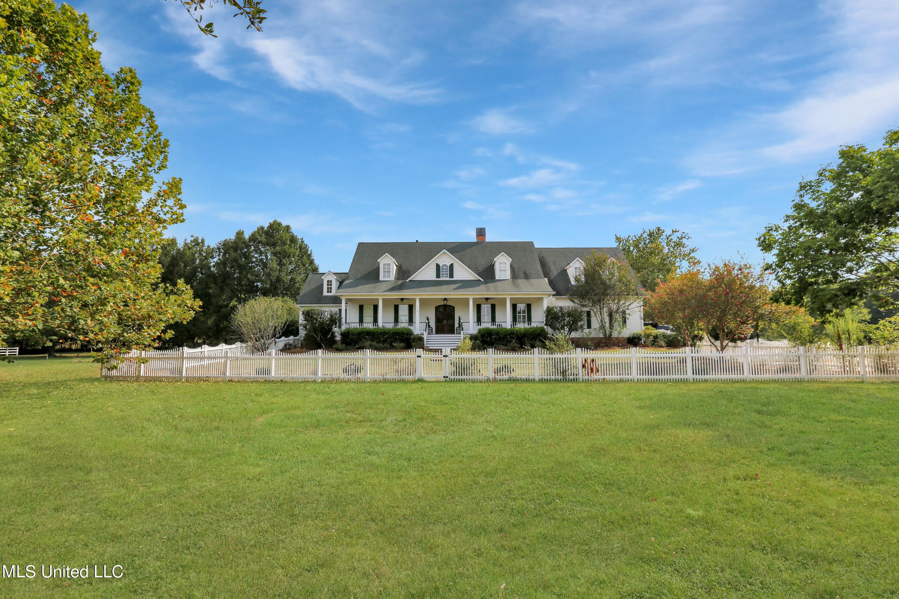 Madison, Madison County, MS Lakefront Property, Waterfront Property