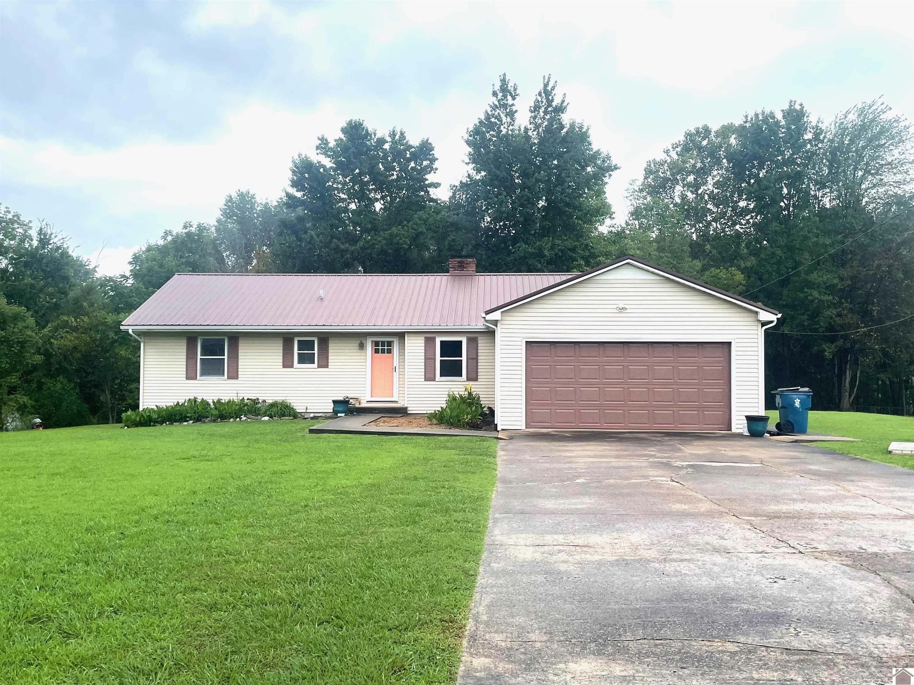 Mayfield, Graves County, KY House for sale Property ID 417487552