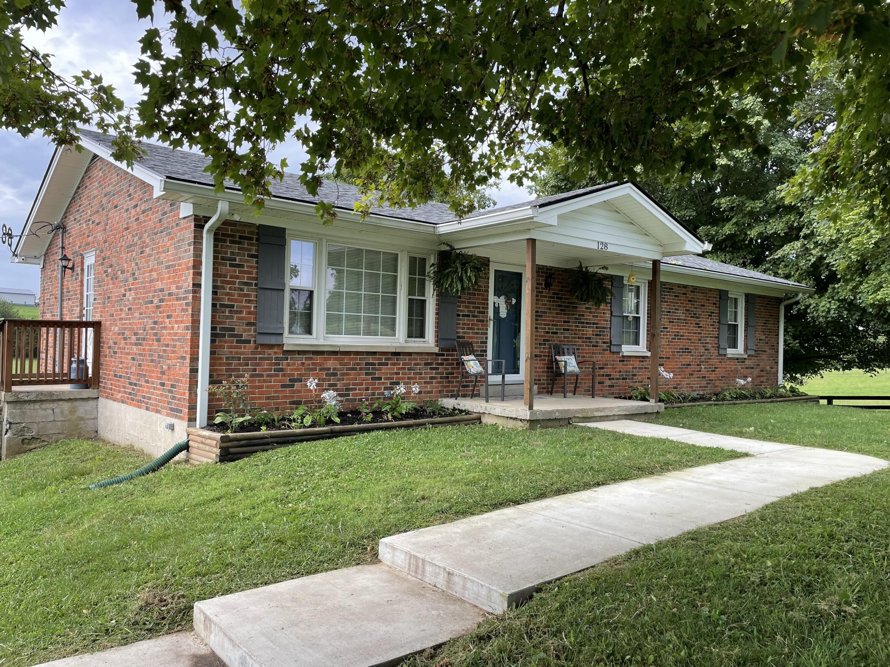 Salvisa, Mercer County, KY Farms and Ranches, House for sale Property