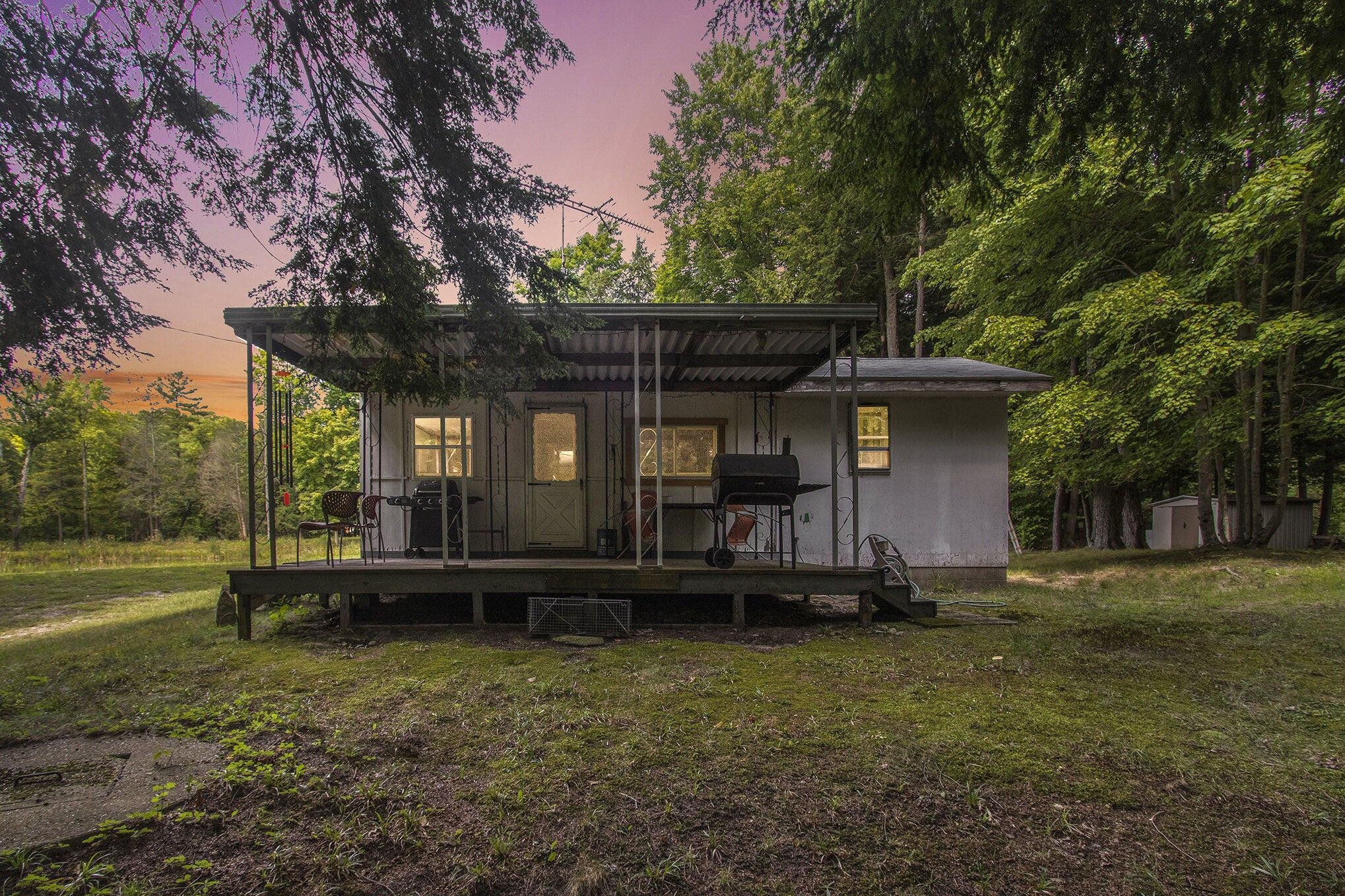 Hesperia, Newaygo County, MI Lakefront Property, Waterfront Property