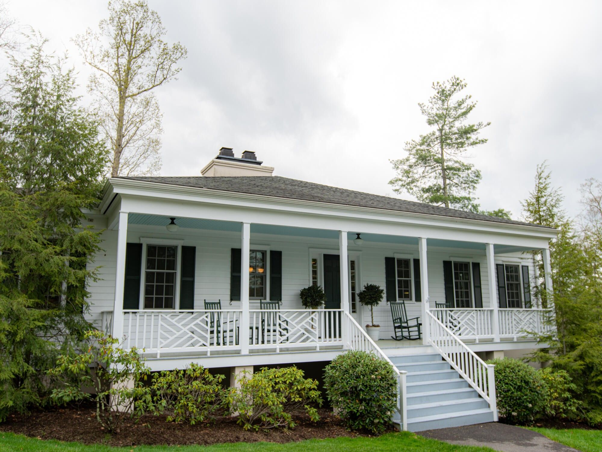 White Sulphur Springs, Greenbrier County, WV House for sale Property ID