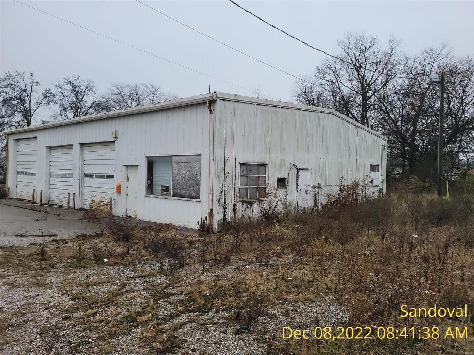 Sandoval, Marion County, IL Commercial Property, House for sale