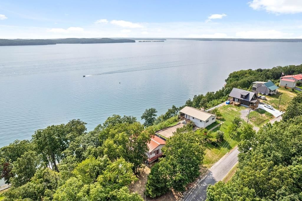 Dover, Stewart County, TN Lakefront Property, Waterfront Property