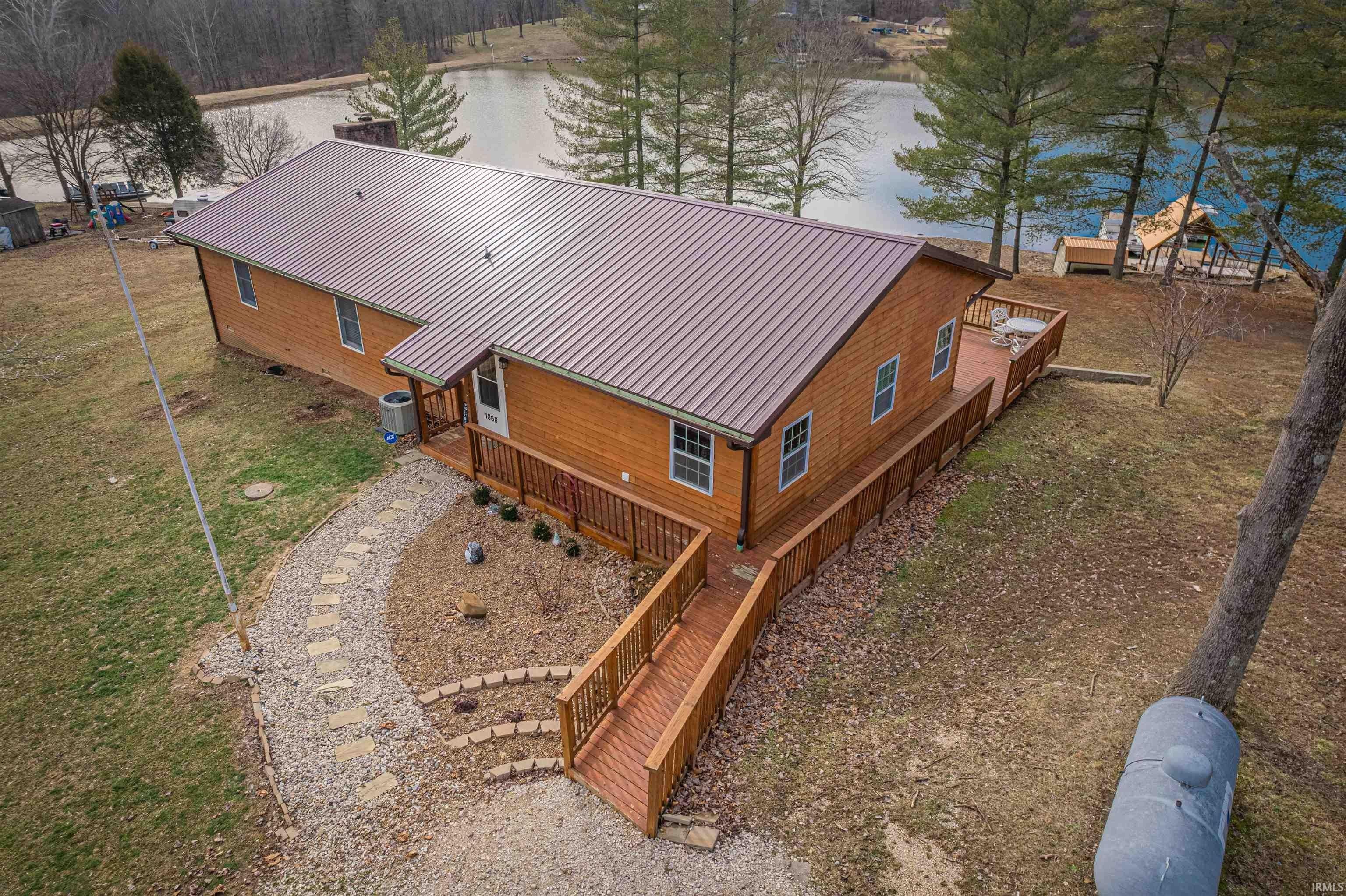 Winslow, Pike County, IN Lakefront Property, Waterfront Property, House