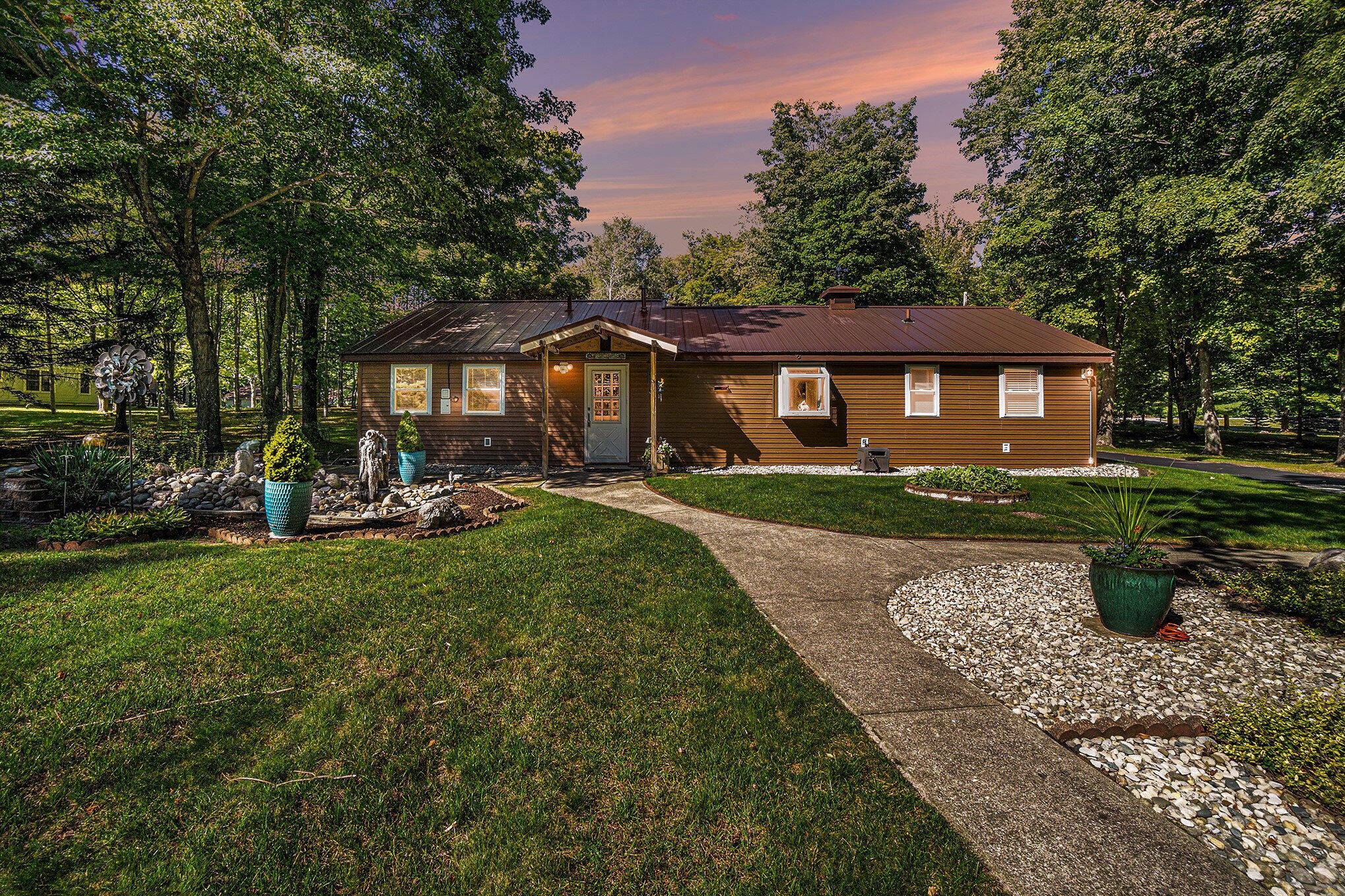 Bear Lake, Manistee County, MI House for sale Property ID 417493239