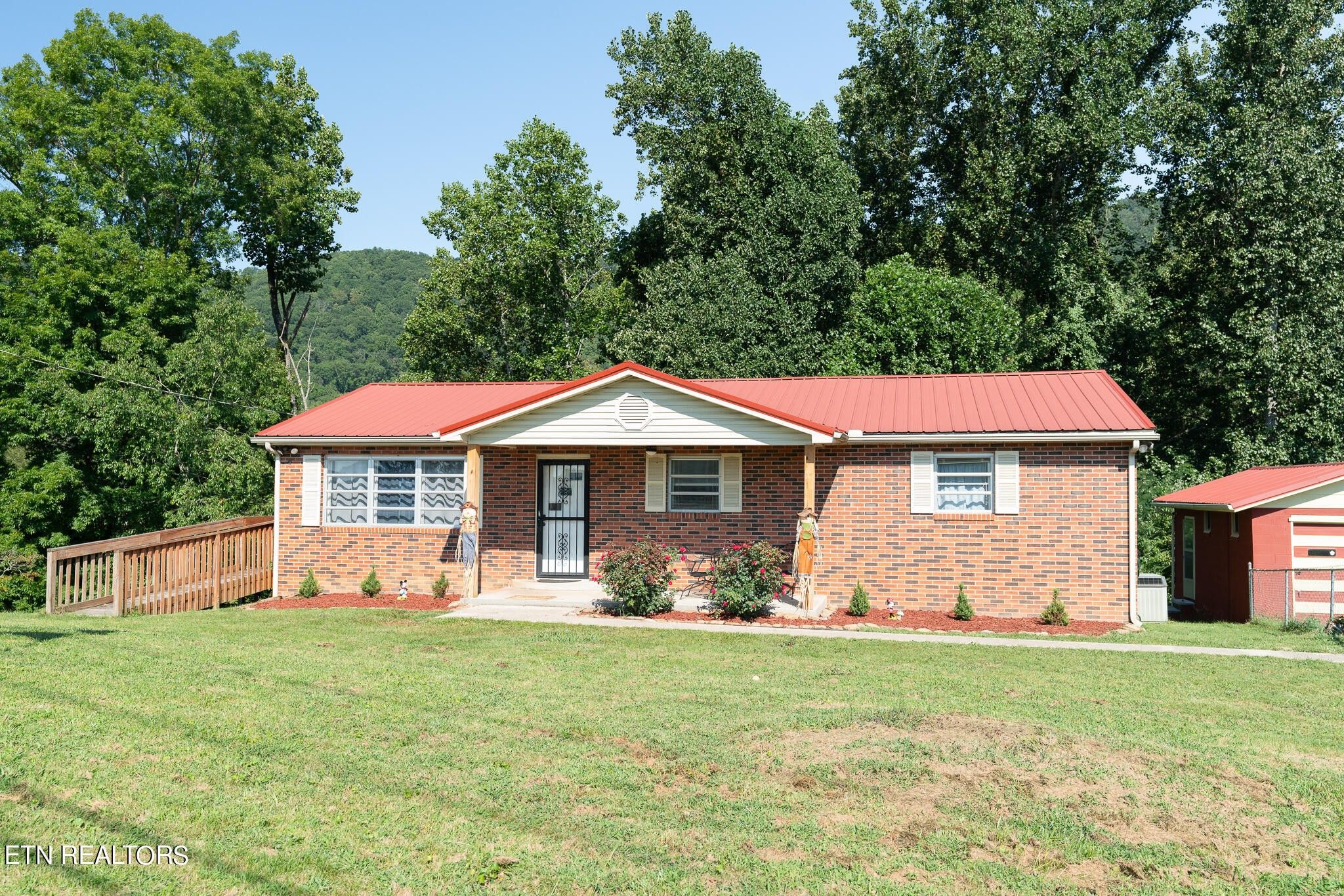 LaFollette, Campbell County, TN House for sale Property ID 417601804