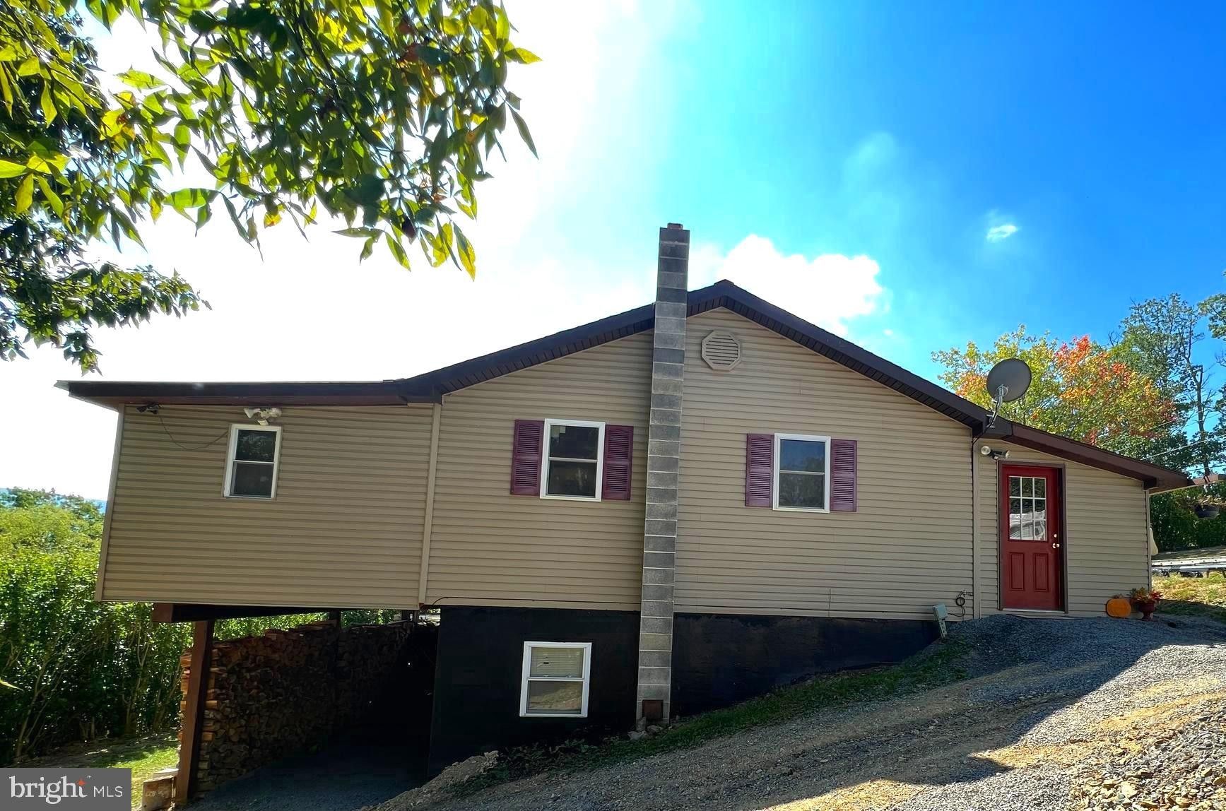 Great Cacapon, County, WV House for sale Property ID 417559419