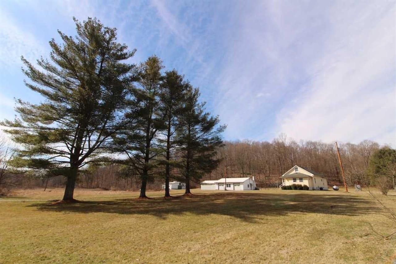 Frazeysburg, Muskingum County, OH Recreational Property, House for sale