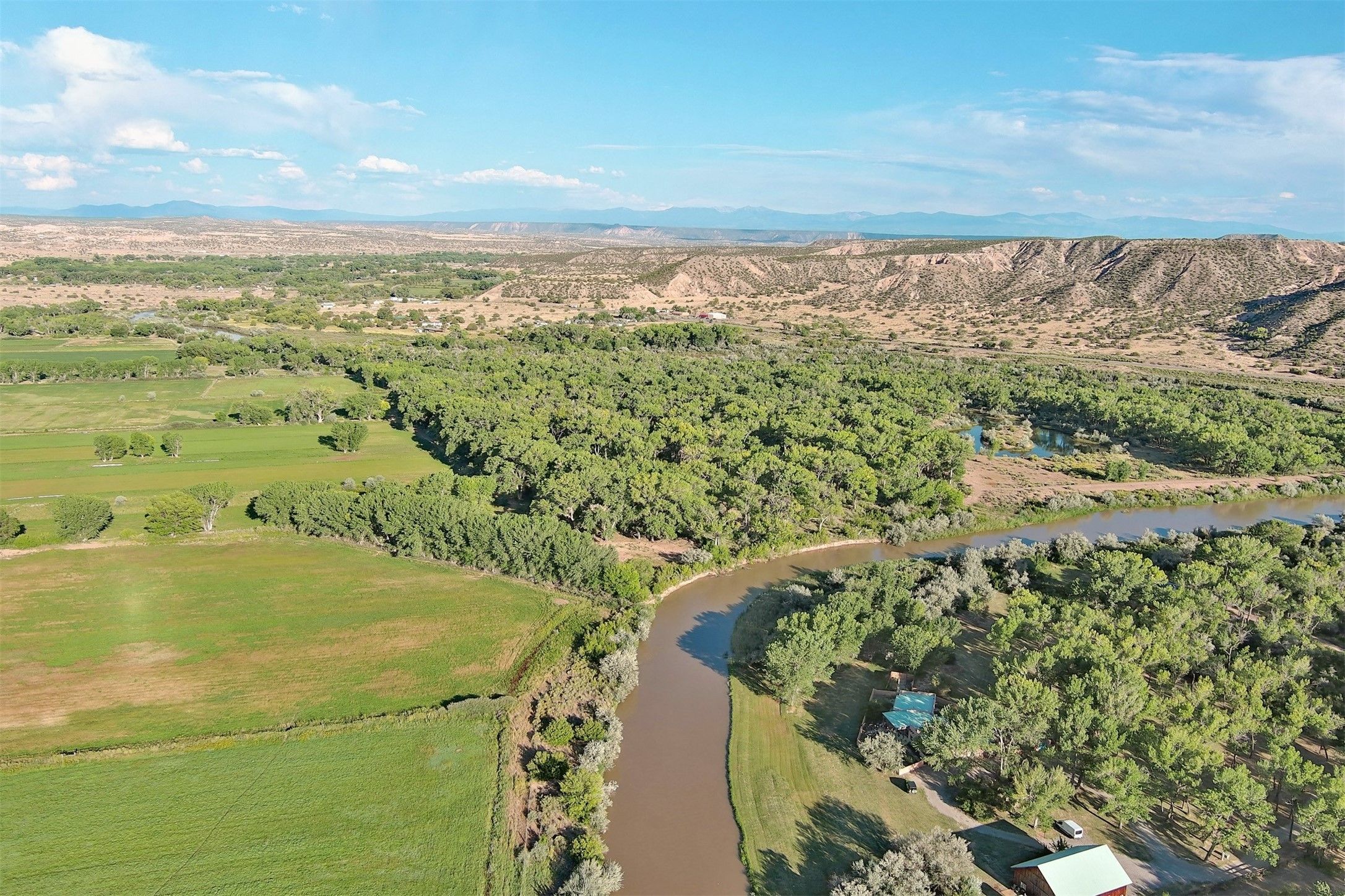 Abiquiu, Rio Arriba County, NM Farms and Ranches, Lakefront Property