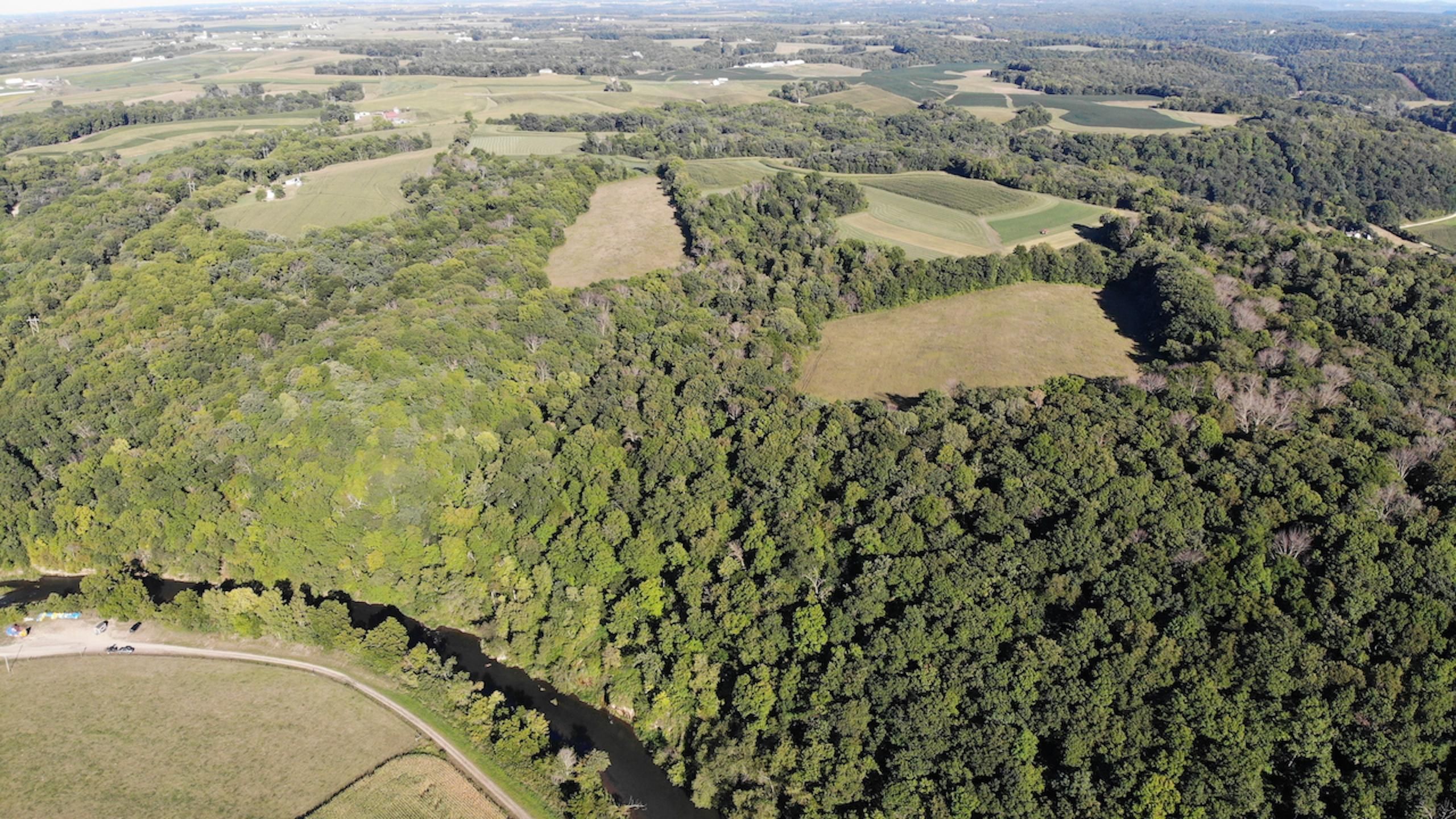 Cassville, Grant County, WI Recreational Property, Hunting Property