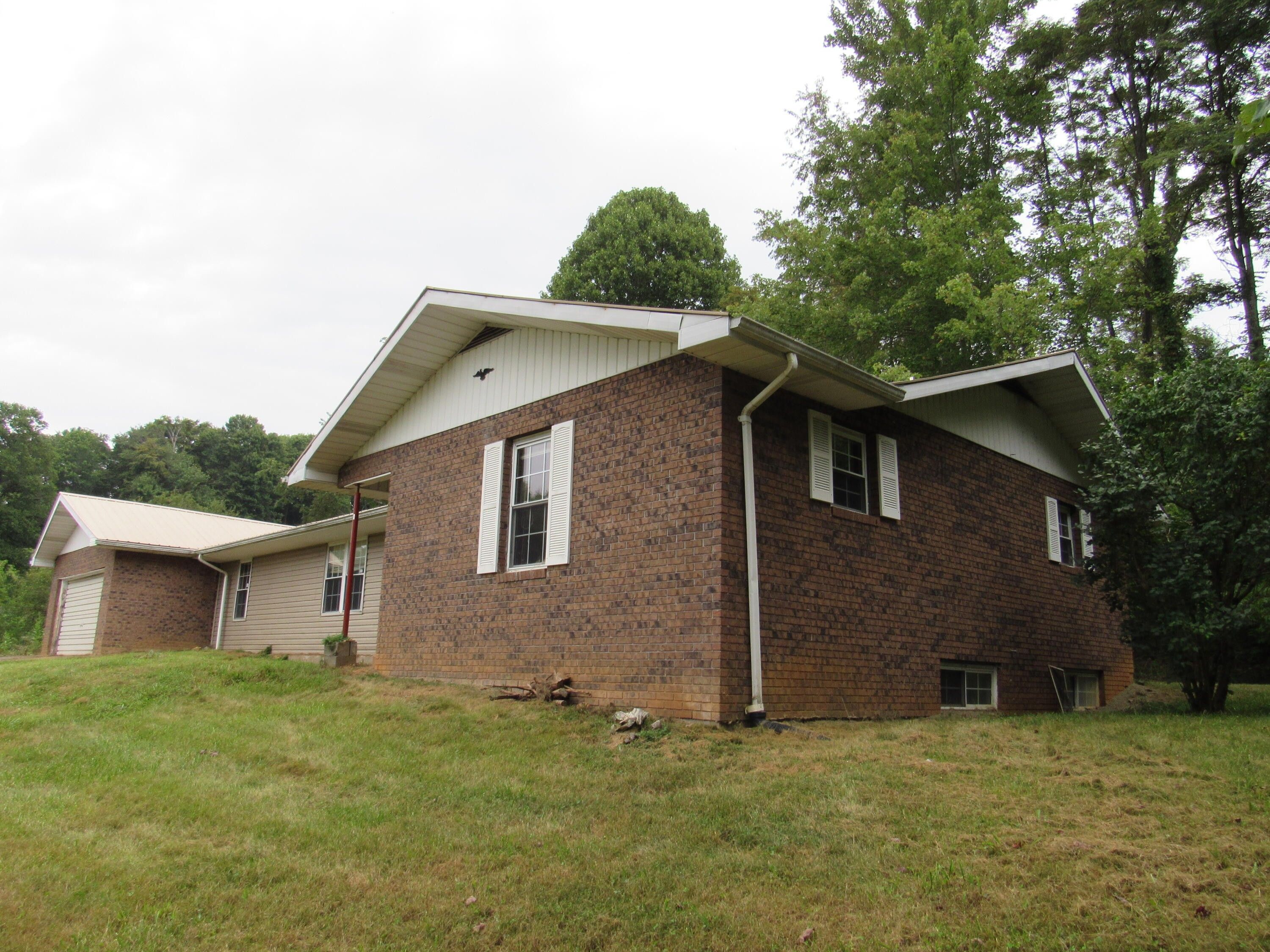 Castlewood, Russell County, VA House for sale Property ID 417653124
