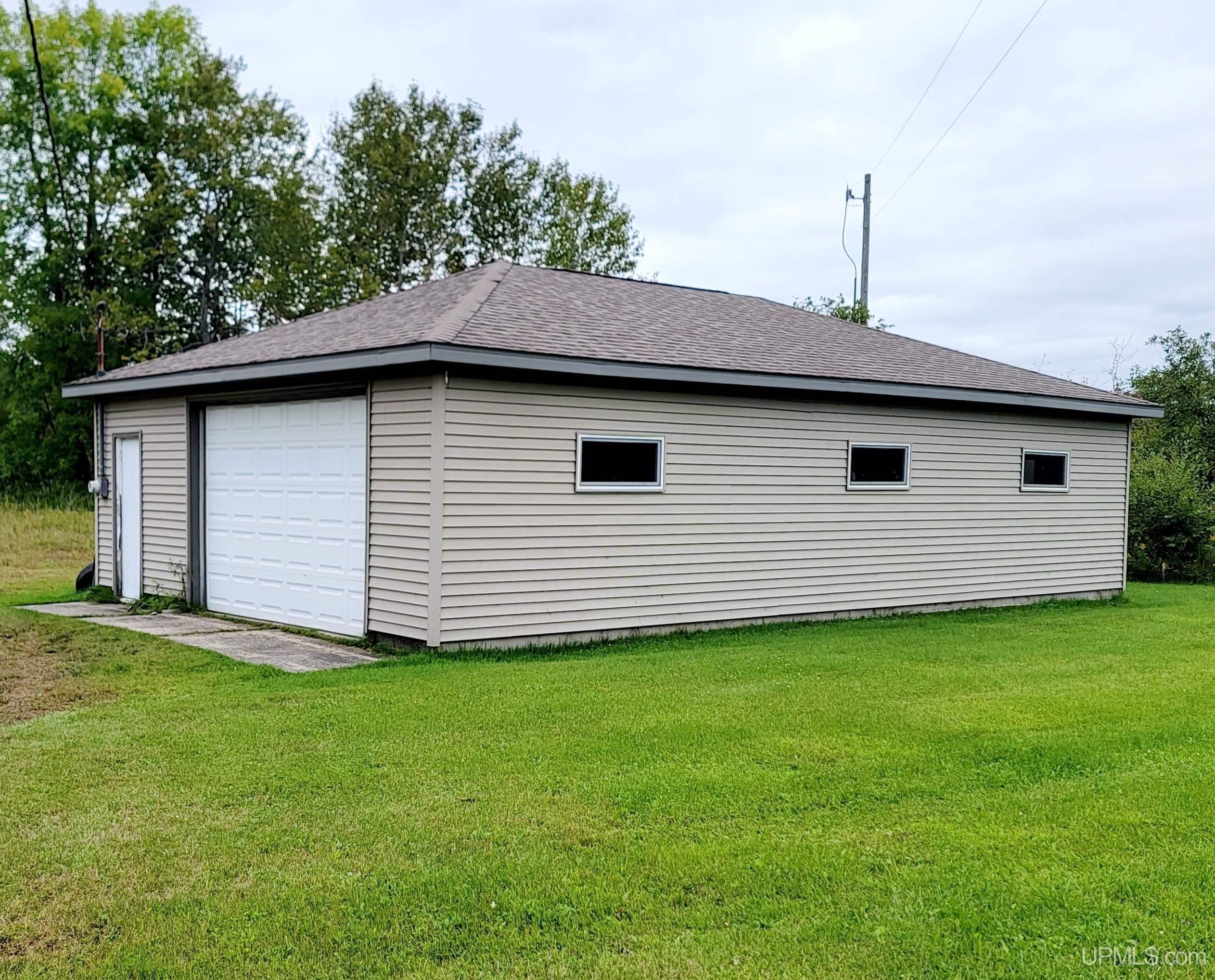 Cedar River, Menominee County, MI Undeveloped Land for sale Property ID