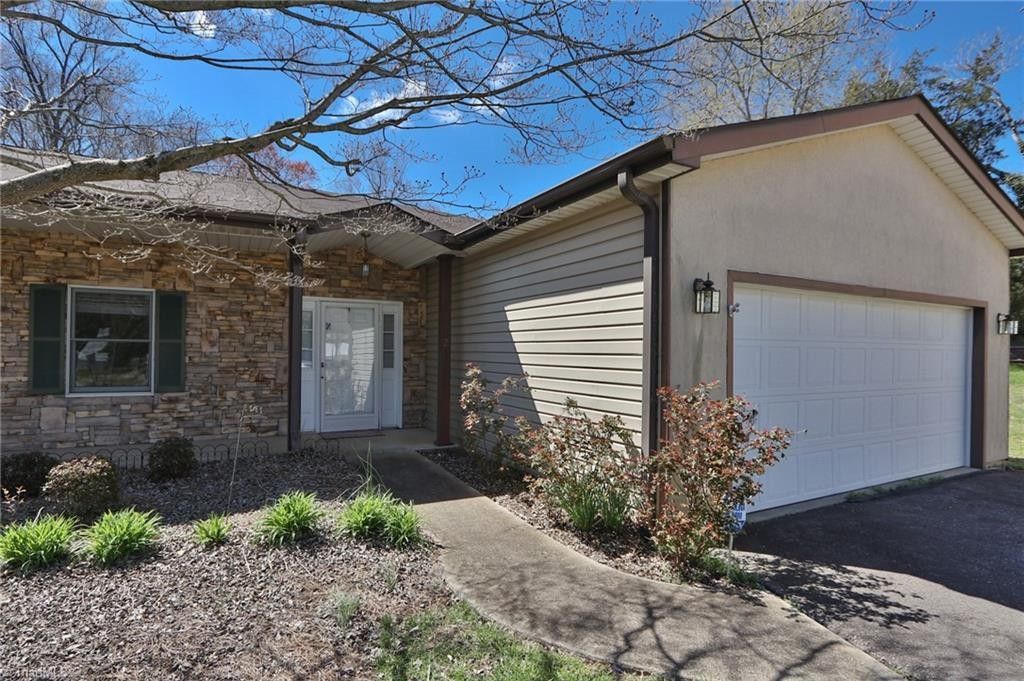 Yadkinville, Yadkin County, NC House for sale Property ID 417688058