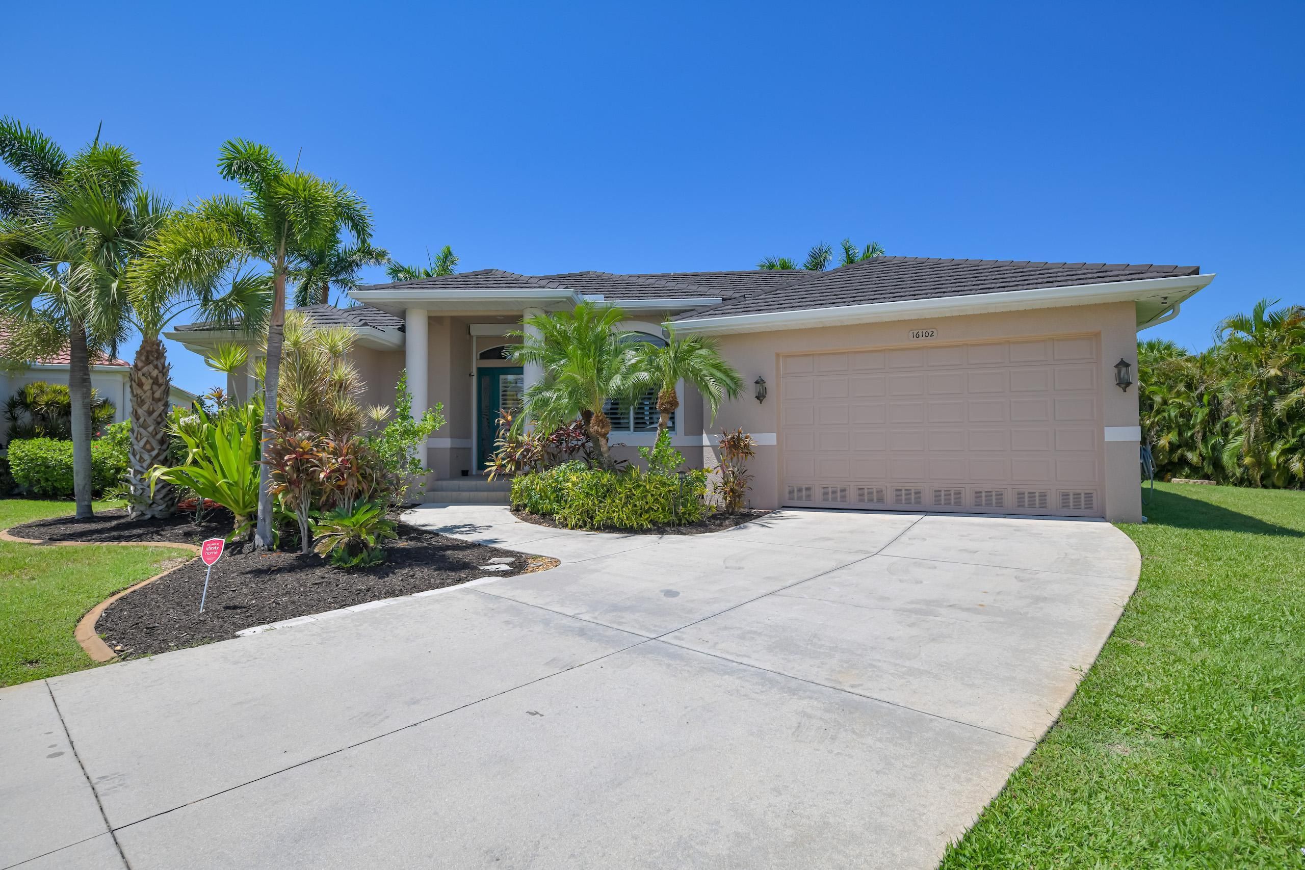 Punta Gorda, Charlotte County, FL Lakefront Property, Waterfront