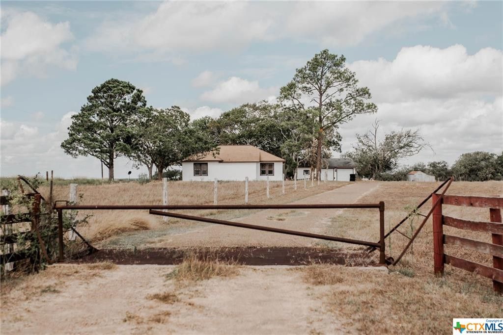 Yorktown, Goliad County, TX House for sale Property ID 417694174
