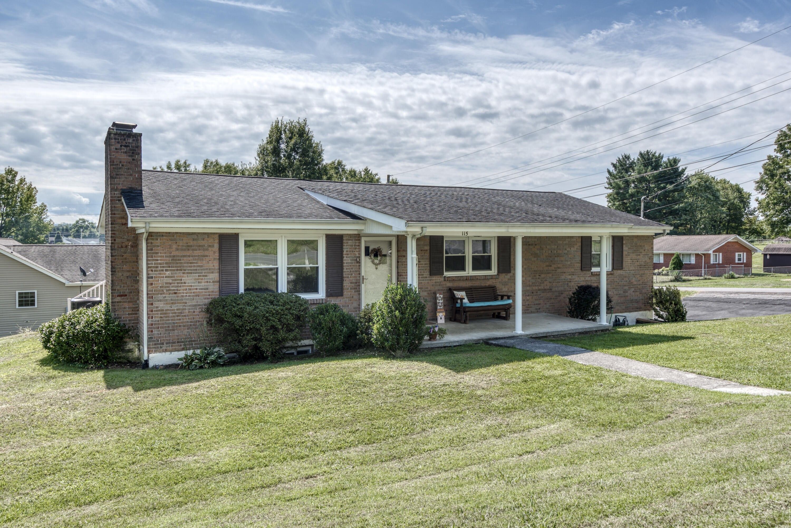 Bristol, Bristol County, VA House for sale Property ID 417695659