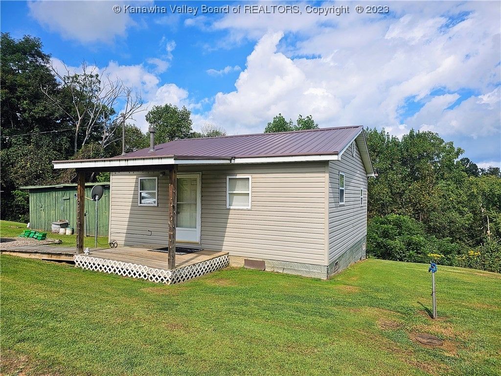 Glenwood, Mason County, WV House for sale Property ID 417697110