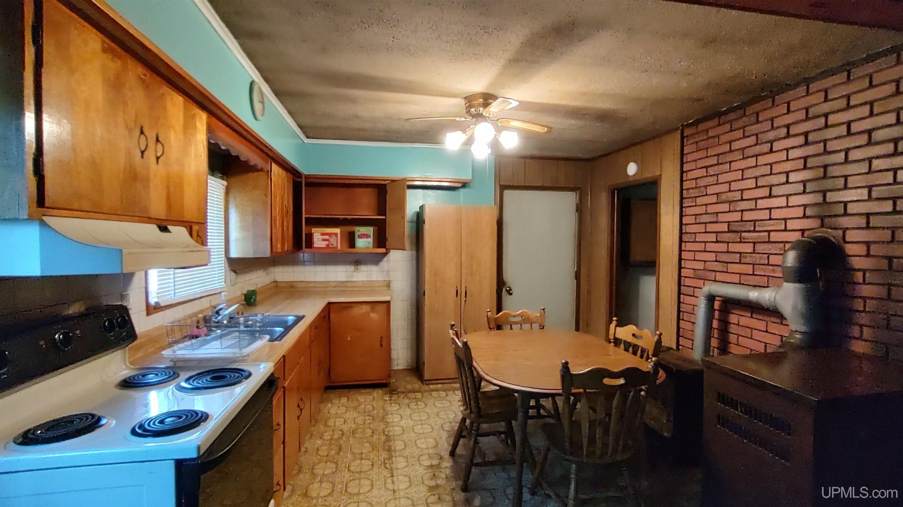 Atlantic Mine, Houghton County, MI House for sale Property ID