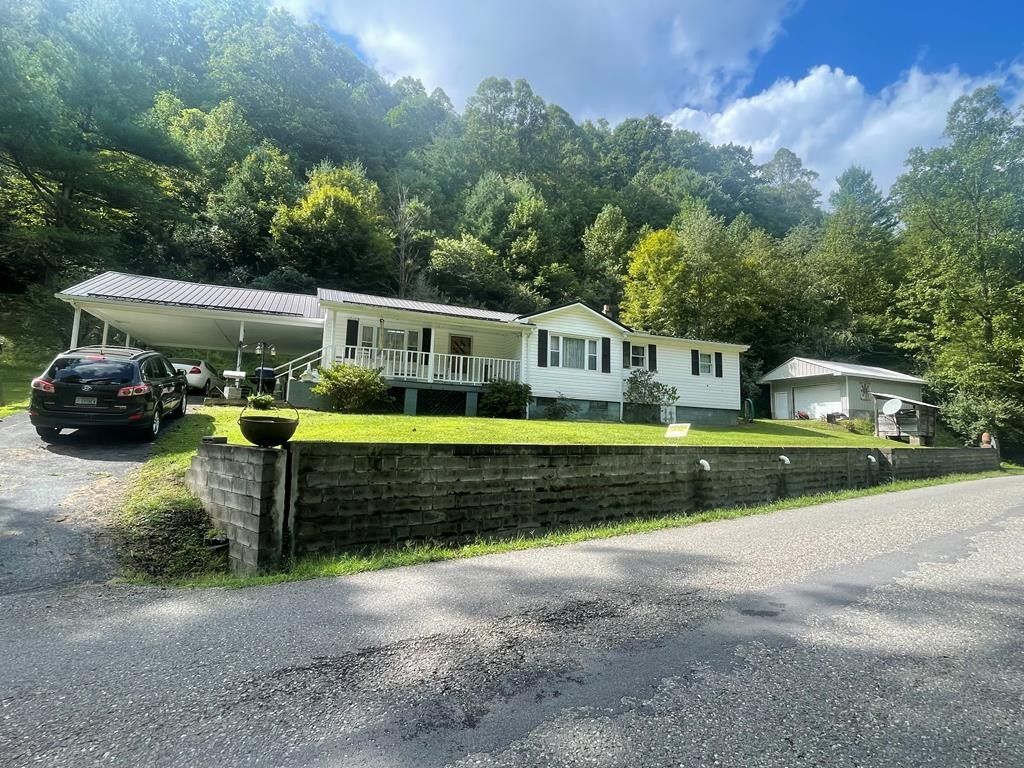 Vansant, Buchanan County, VA House for sale Property ID 417757900