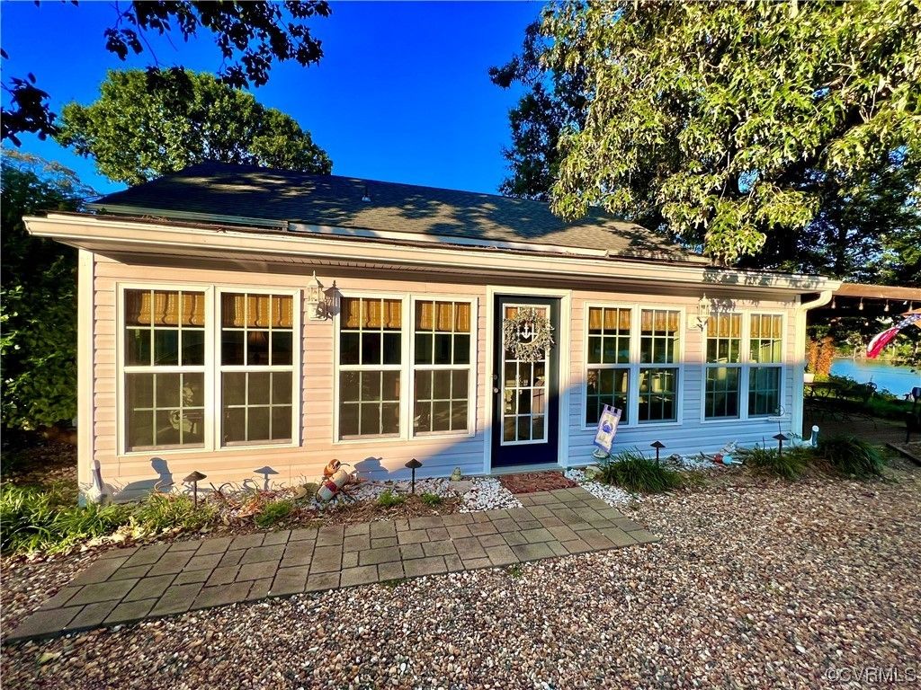 Middlesex, Middlesex County, VA Lakefront Property, Waterfront Property