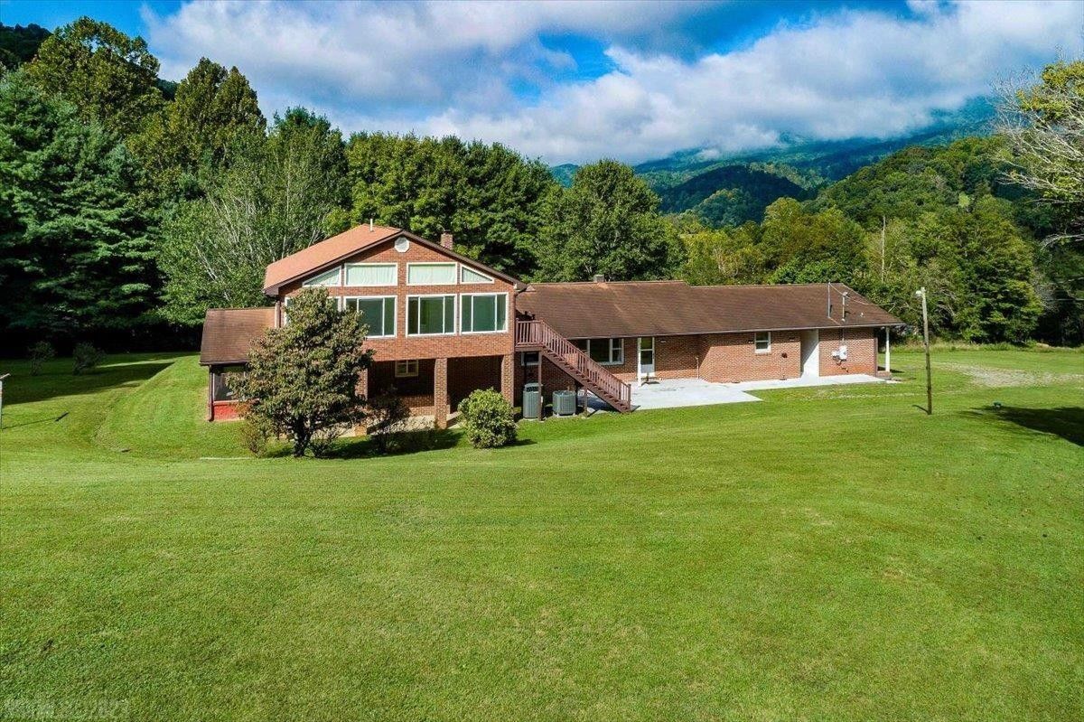 140 EDGEWATER Lane, Narrows, VA 24124 MLS 419220 LandWatch