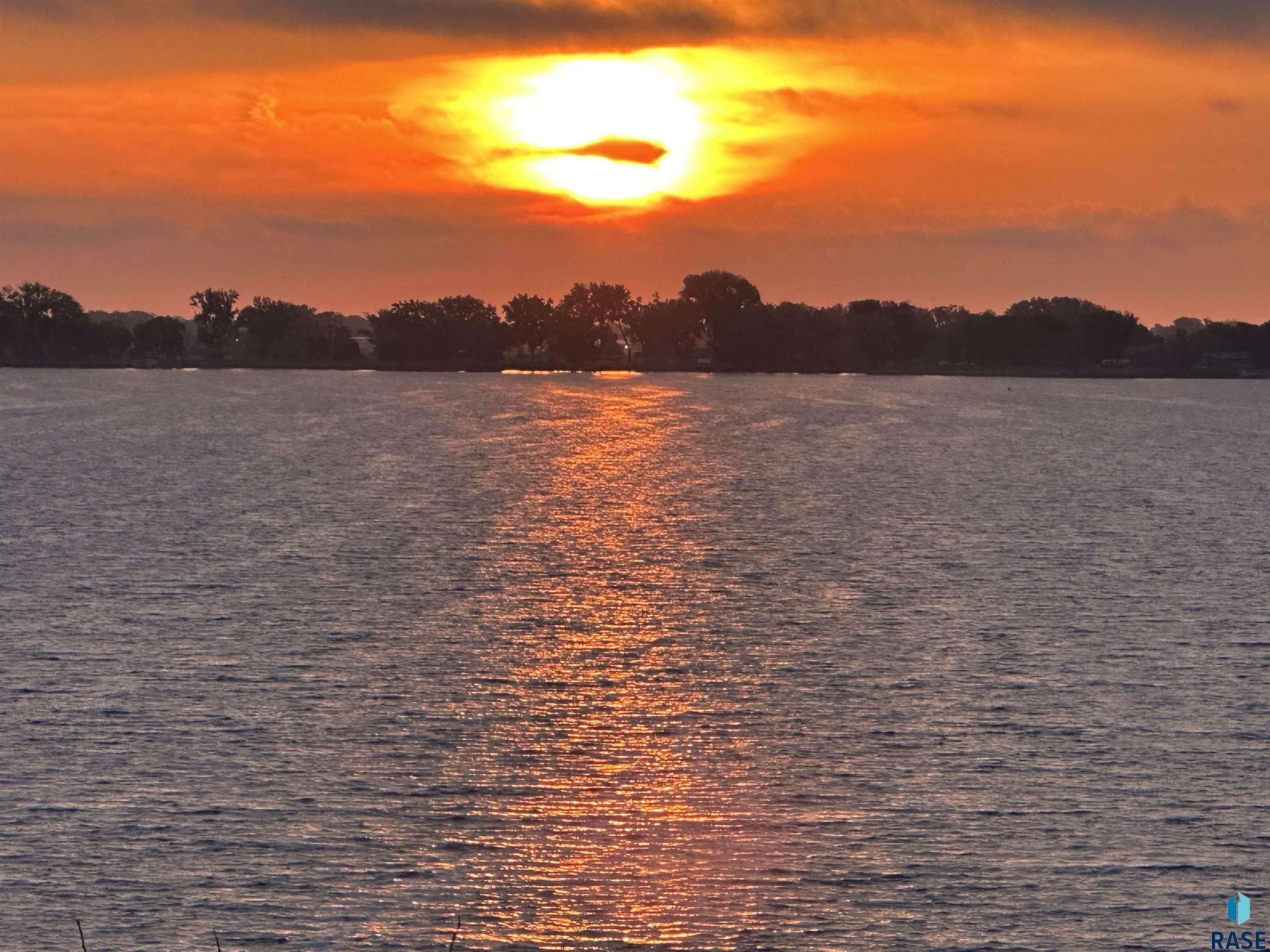 Madison, Lake County, SD Undeveloped Land, Lakefront Property