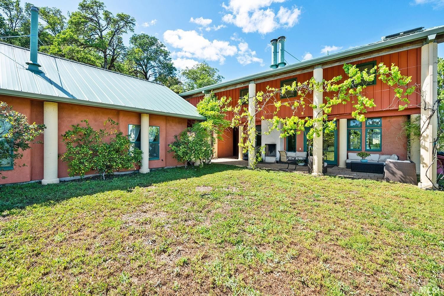 Hopland, Mendocino County, CA House for sale Property ID 416629442