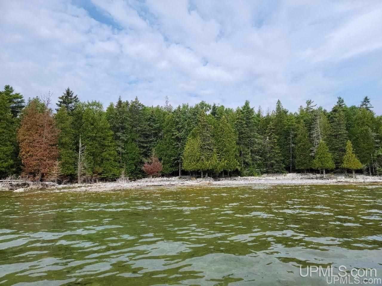 Garden, Delta County, MI Undeveloped Land, Lakefront Property