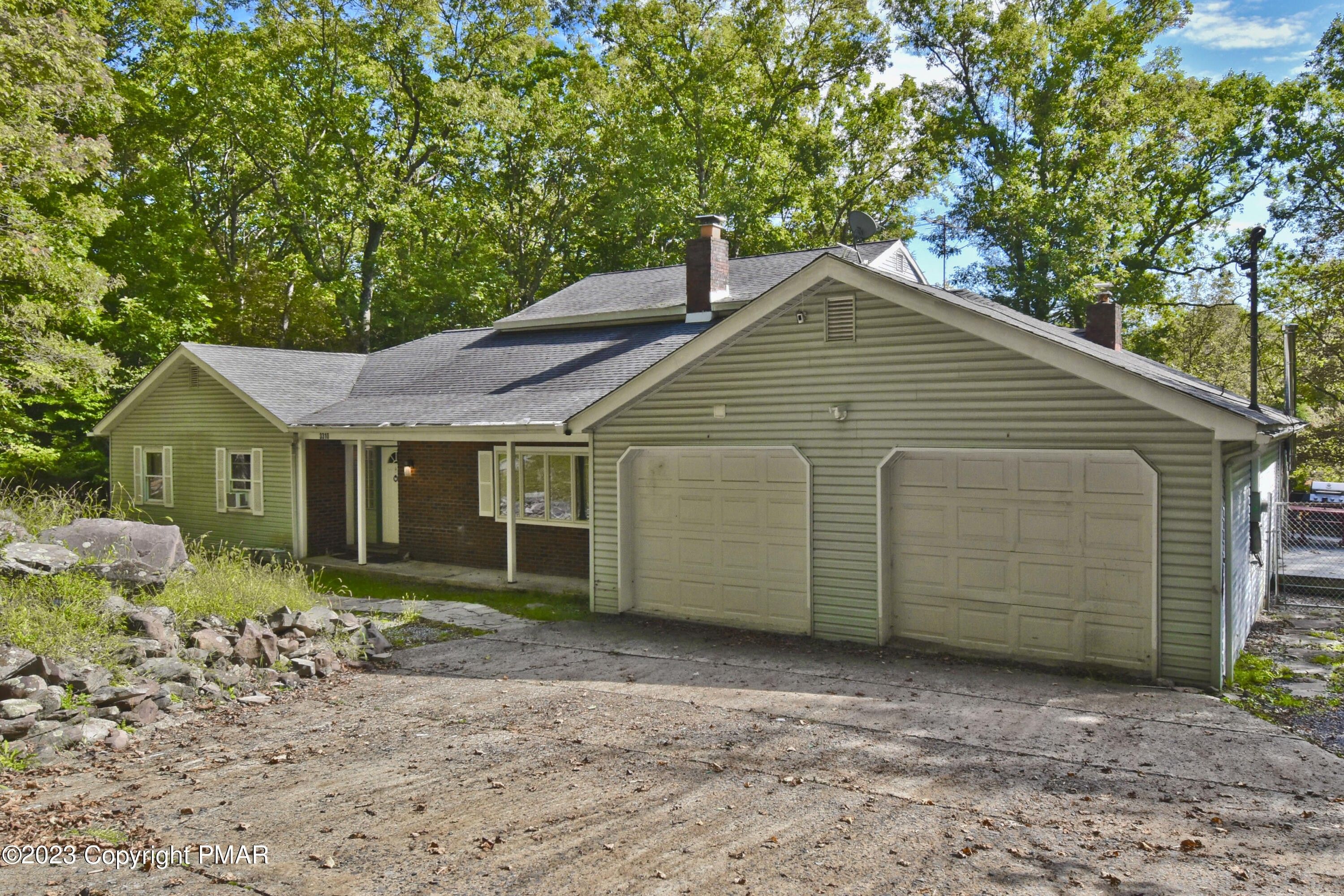 East Stroudsburg, Monroe County, PA Lakefront Property, Waterfront