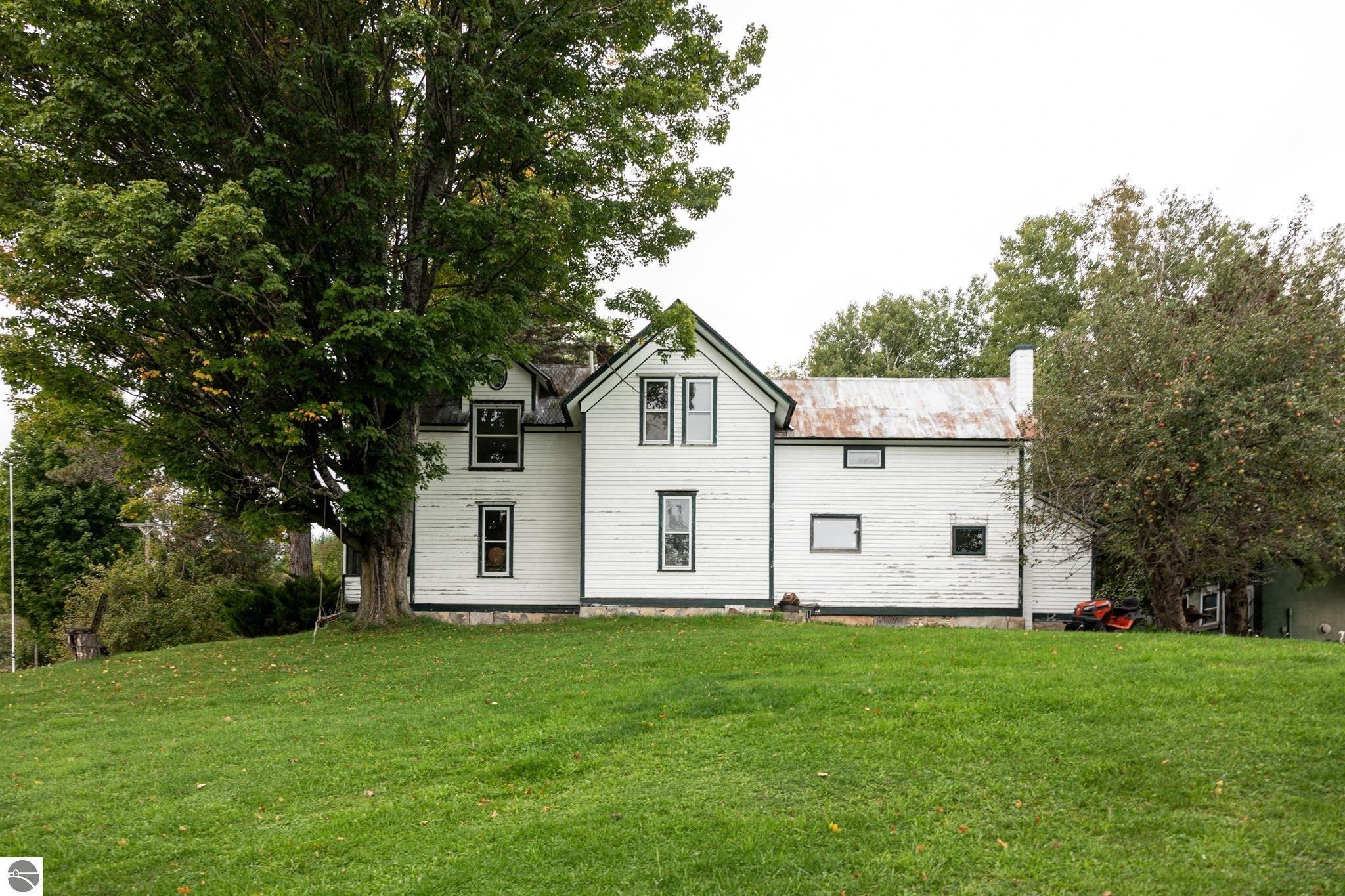 Cedar, Leelanau County, MI House for sale Property ID 417837644