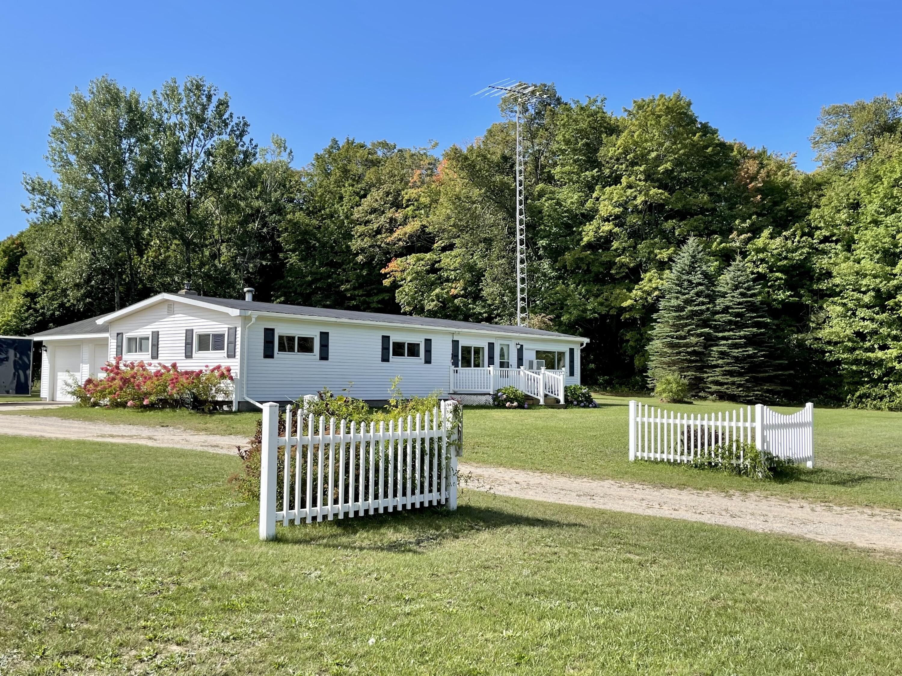 Elmira, Otsego County, MI House for sale Property ID 417842924 LandWatch