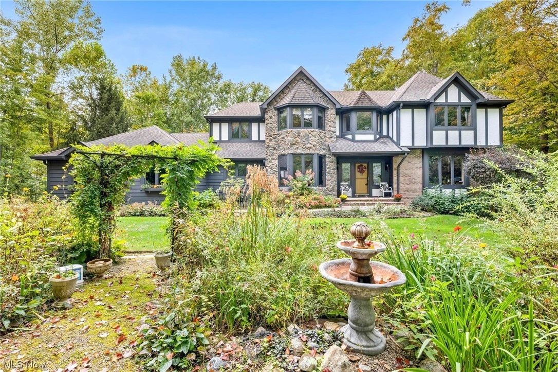 Chagrin Falls, Geauga County, OH House for sale Property ID 417859137 LandWatch