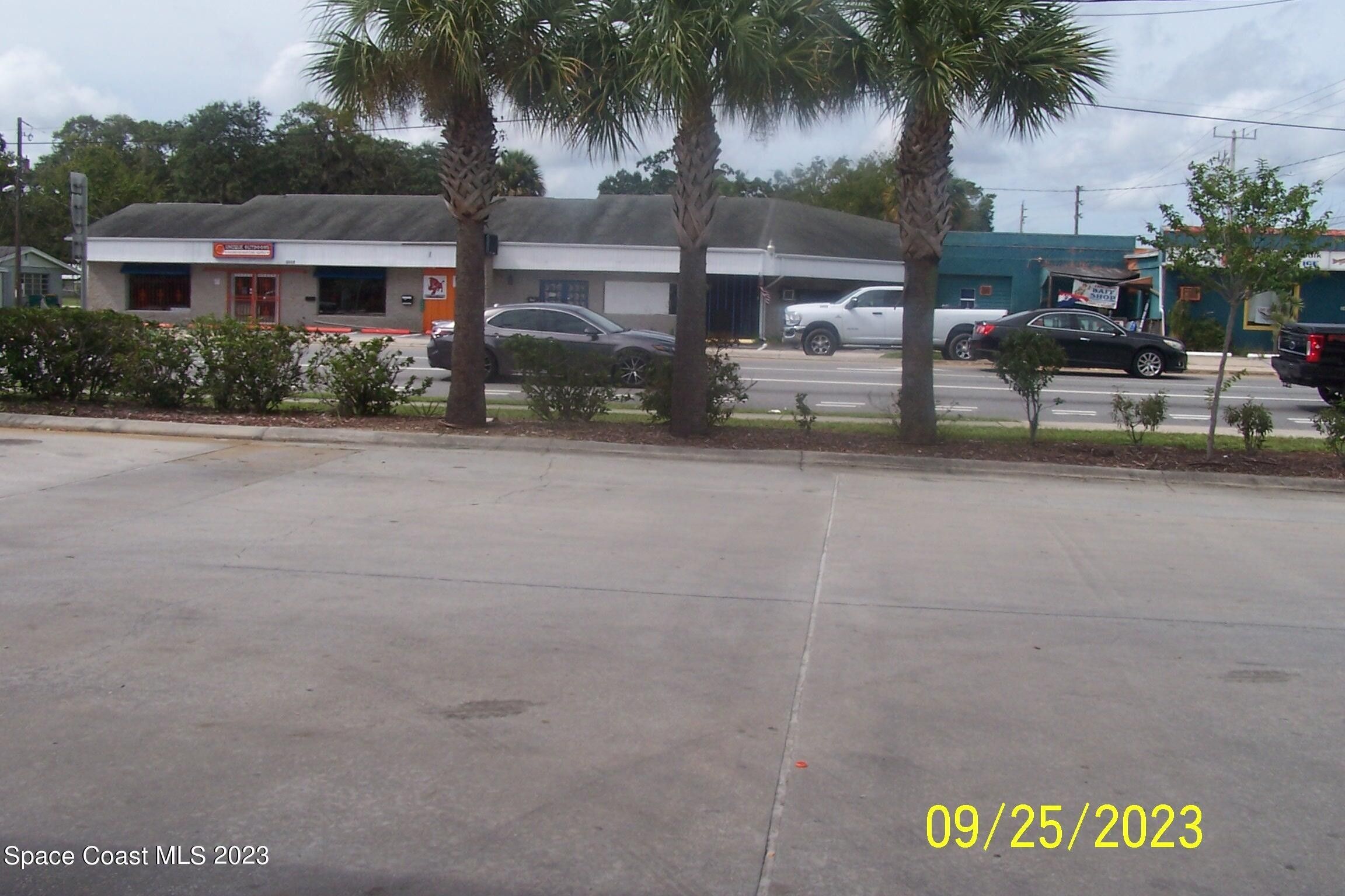 Mims, Brevard County, FL Commercial Property, House for sale Property