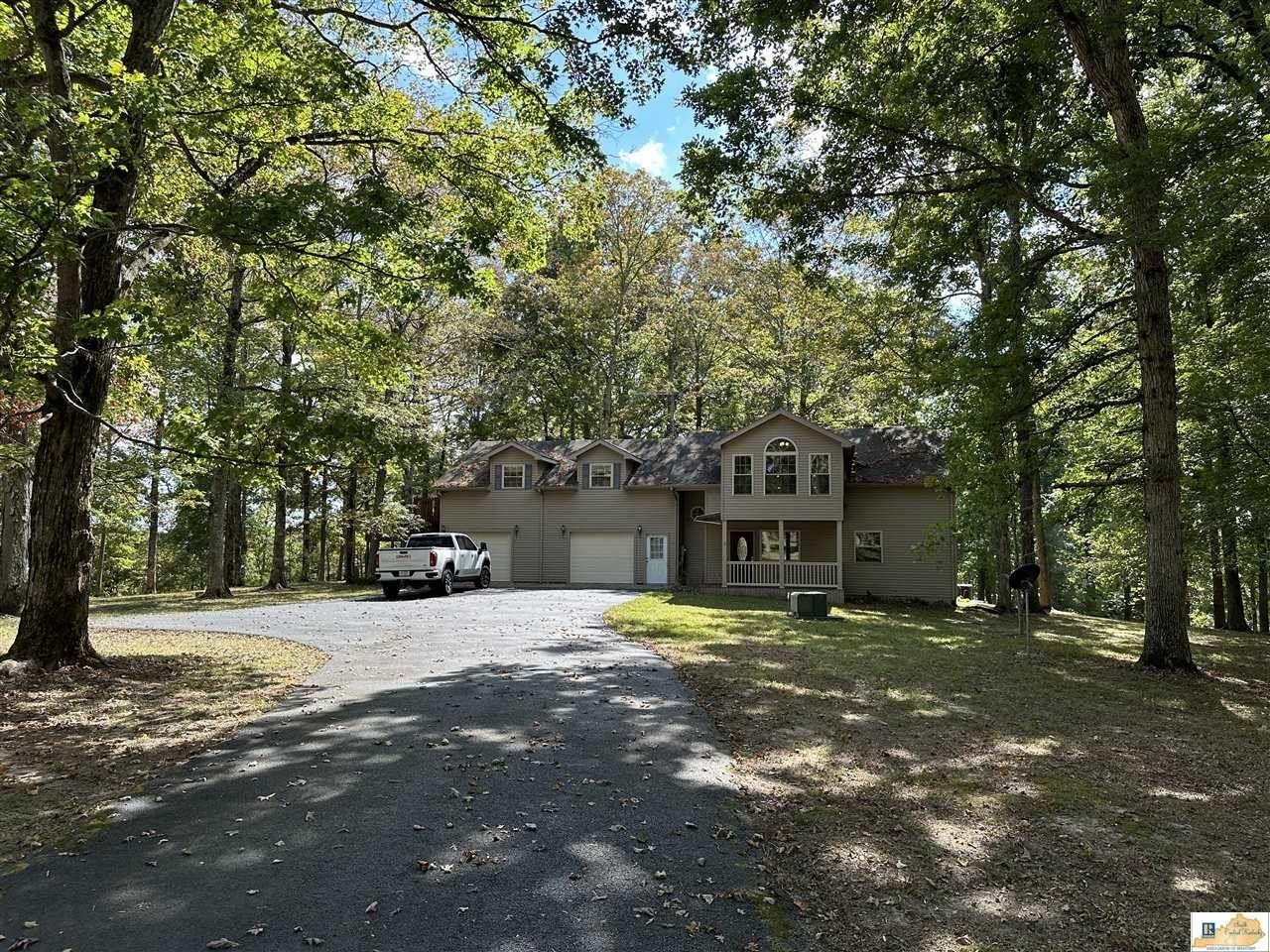 Columbia, Adair County, KY House for sale Property ID 417864444