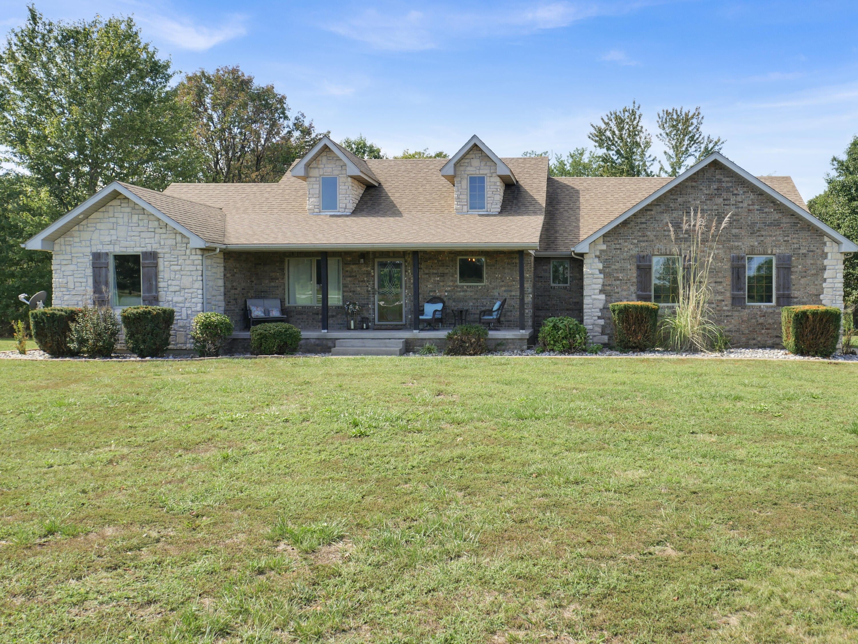 Stockton, Cedar County, MO House for sale Property ID 417865064