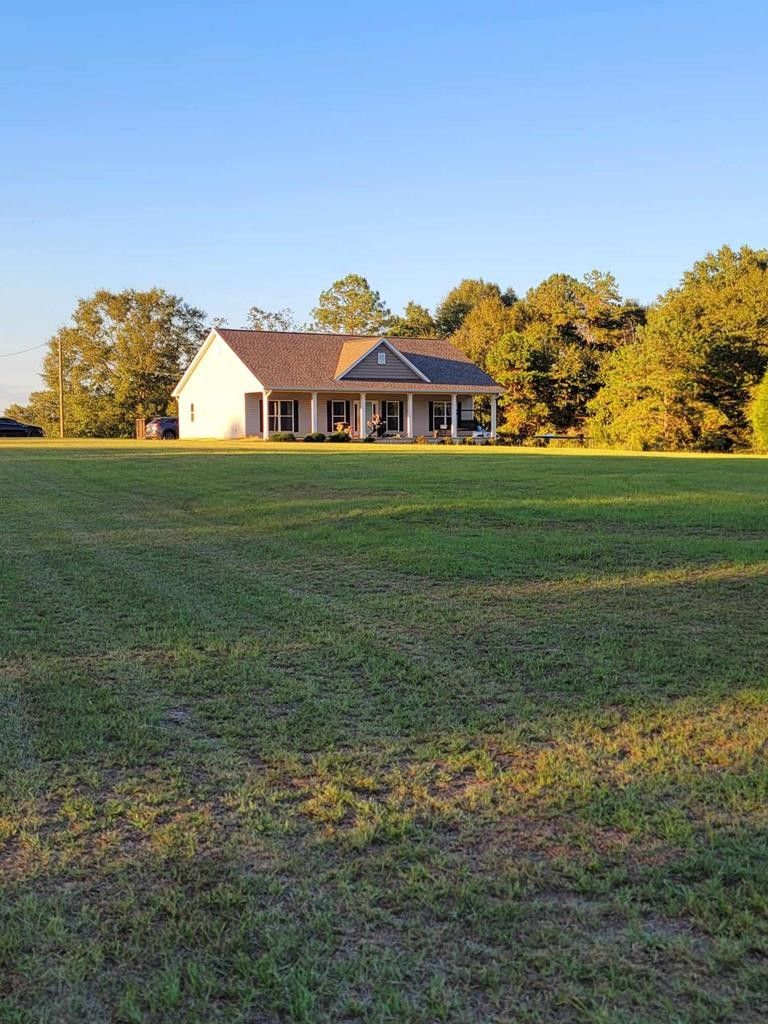 Ozark, Dale County, AL Lakefront Property, Waterfront Property, House