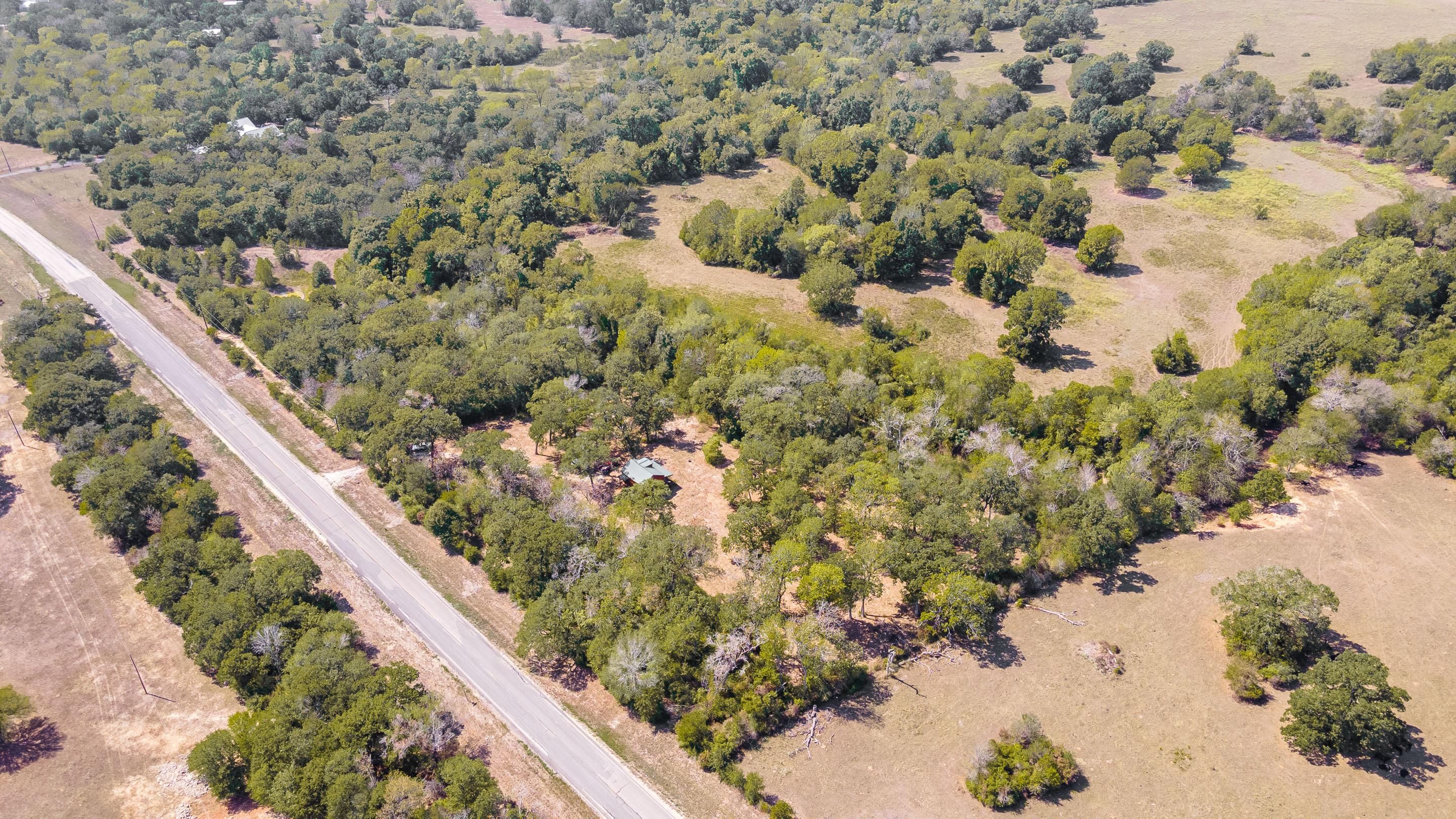 Hearne, Brazos County, TX Recreational Property, House for sale