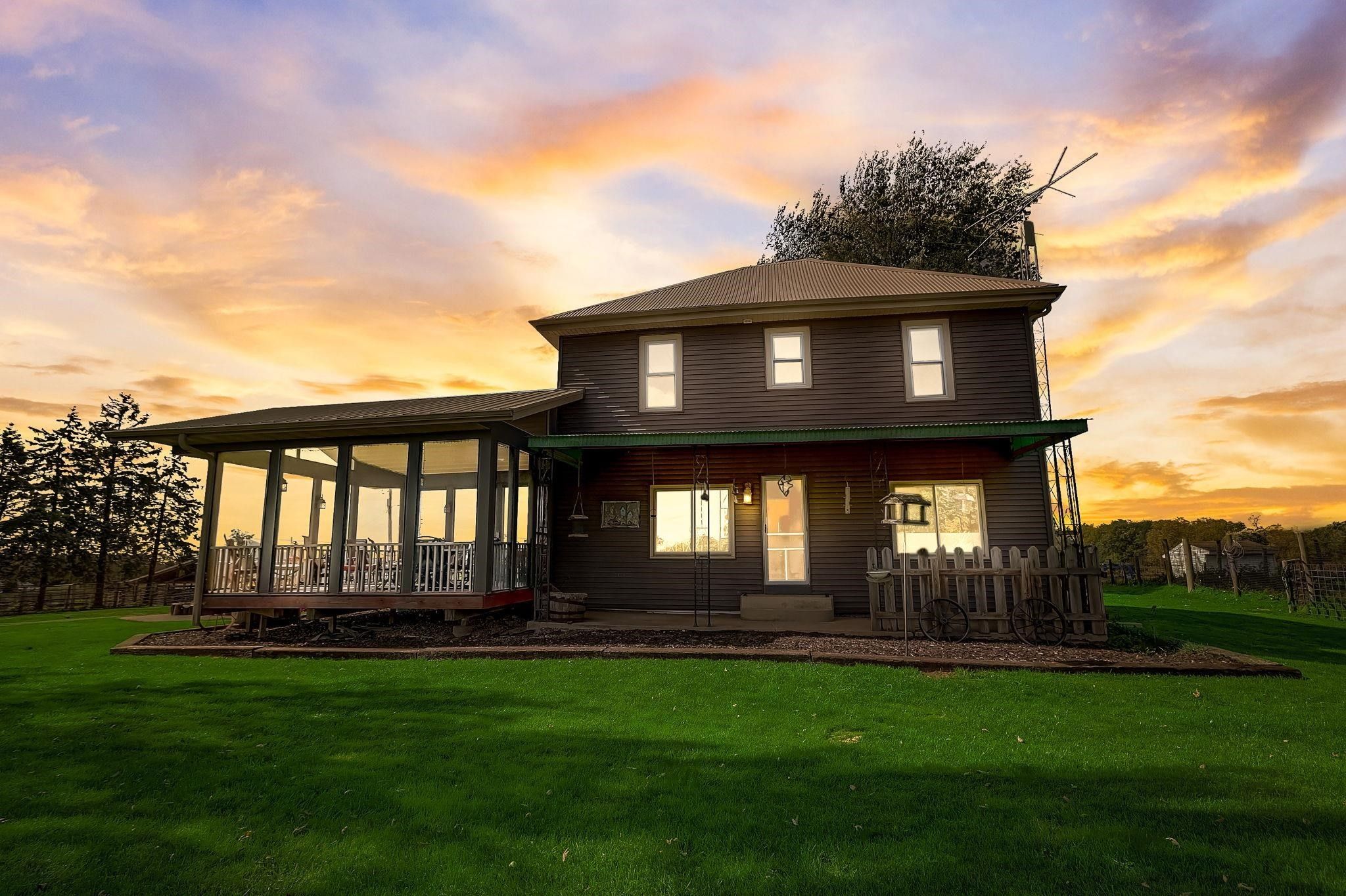 Mineral Point, Iowa County, WI House for sale Property ID 417921788