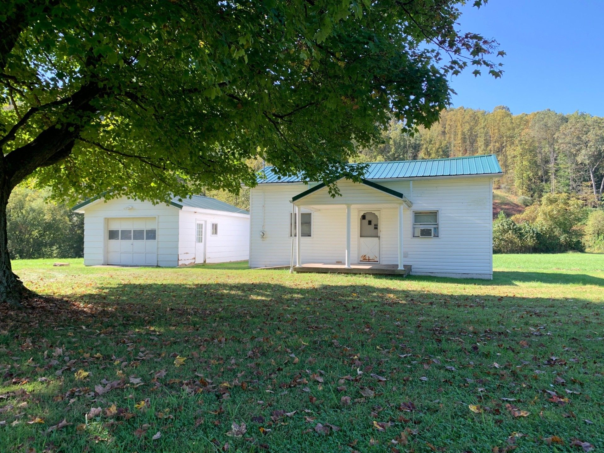 West Union, Doddridge County, WV Lakefront Property, Waterfront