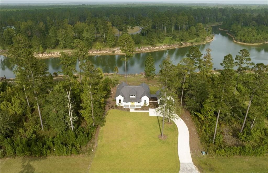 Brunswick, Glynn County, GA Lakefront Property, Waterfront Property, House for sale Property ID