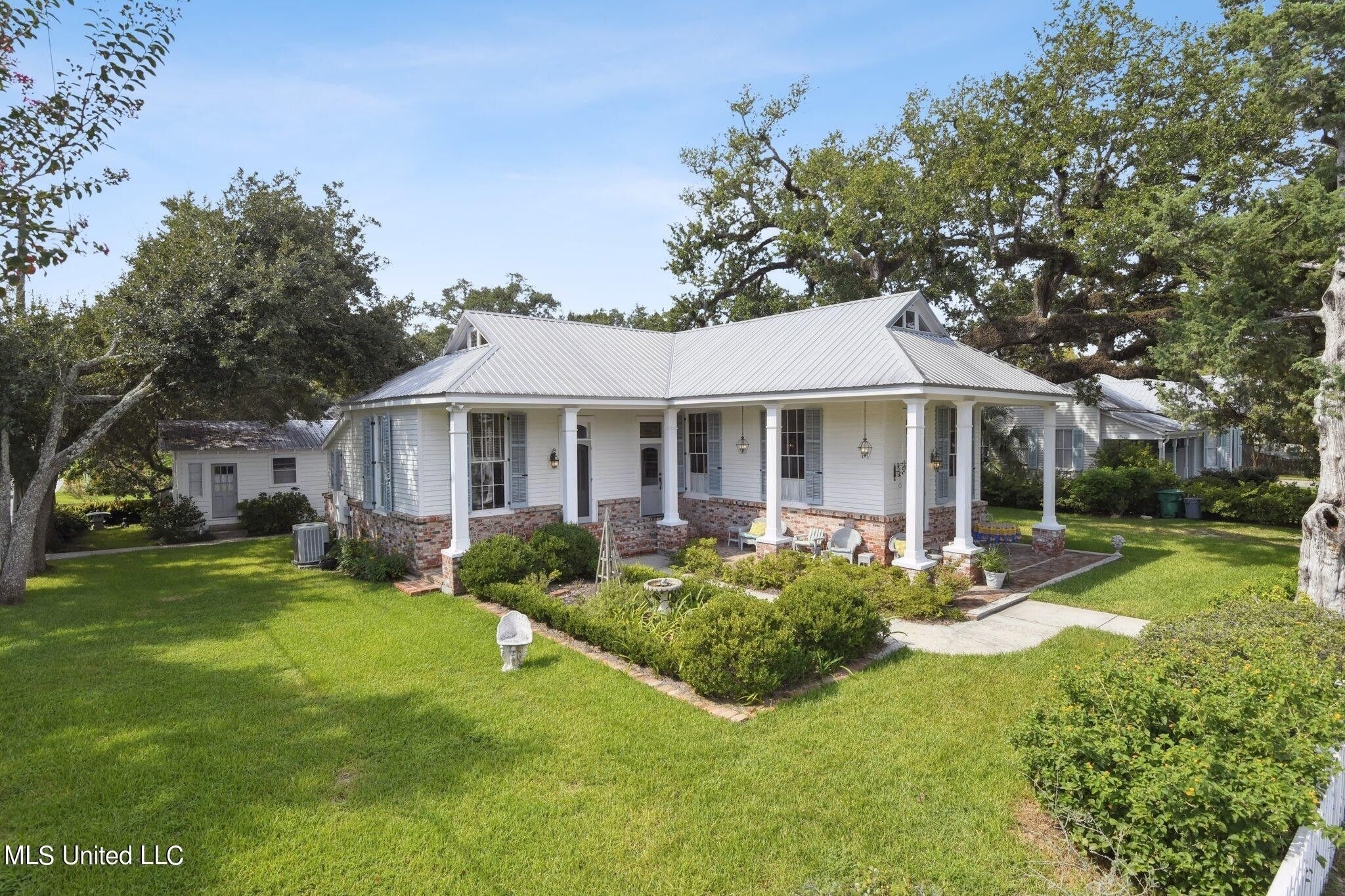 Bay Saint Louis, Hancock County, MS Lakefront Property, Waterfront