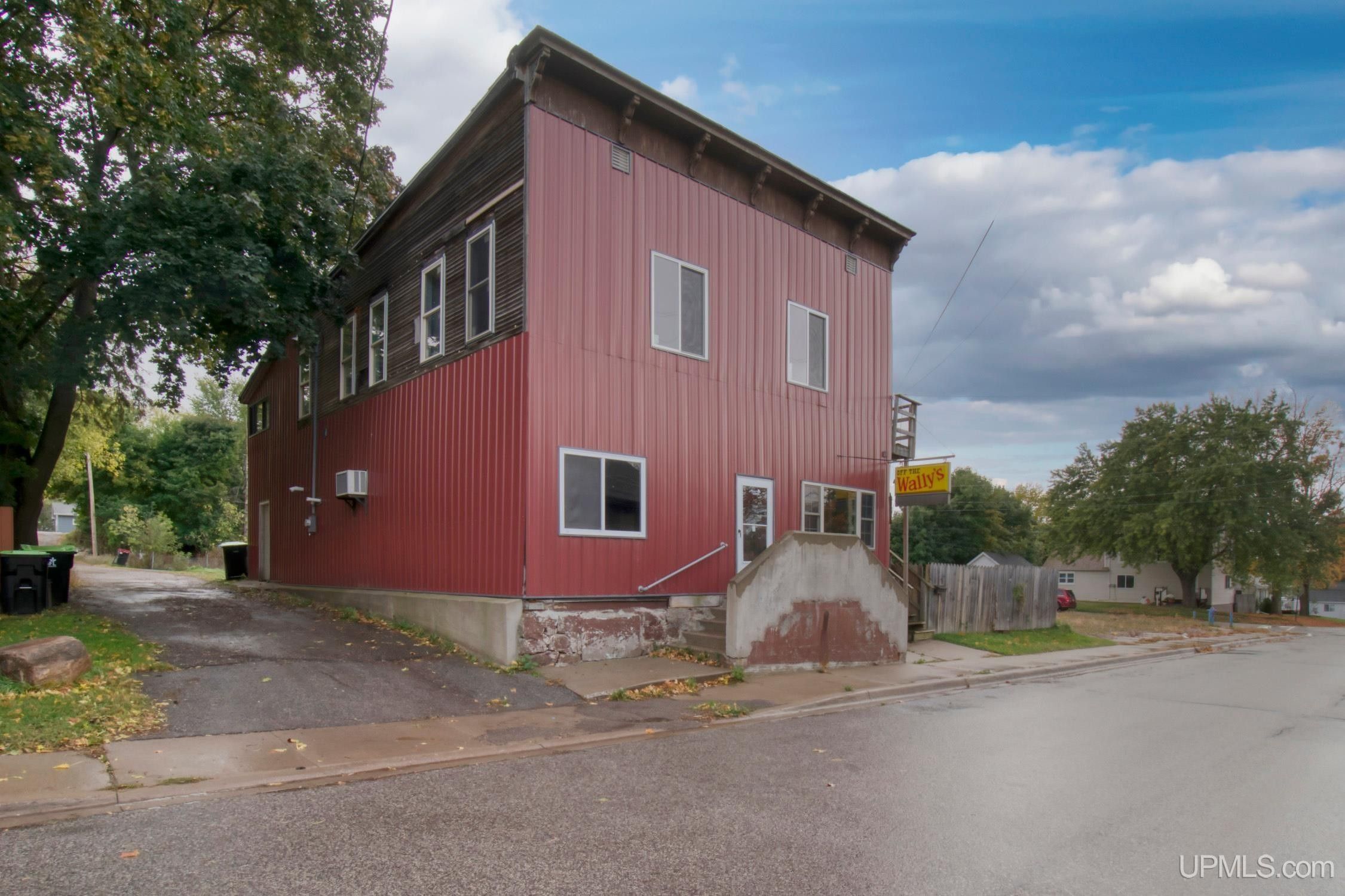 Iron Mountain, Dickinson County, MI Commercial Property, House for sale Property ID 417942577