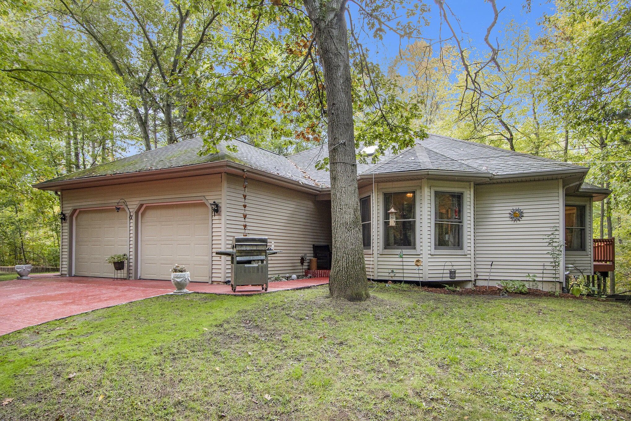 Mattawan, Van Buren County, MI House for sale Property ID 417954148