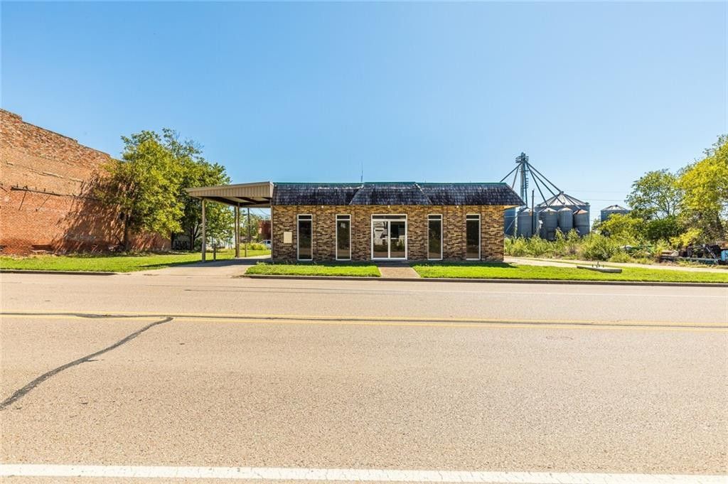Chilton, Falls County, TX Commercial Property, House for sale Property