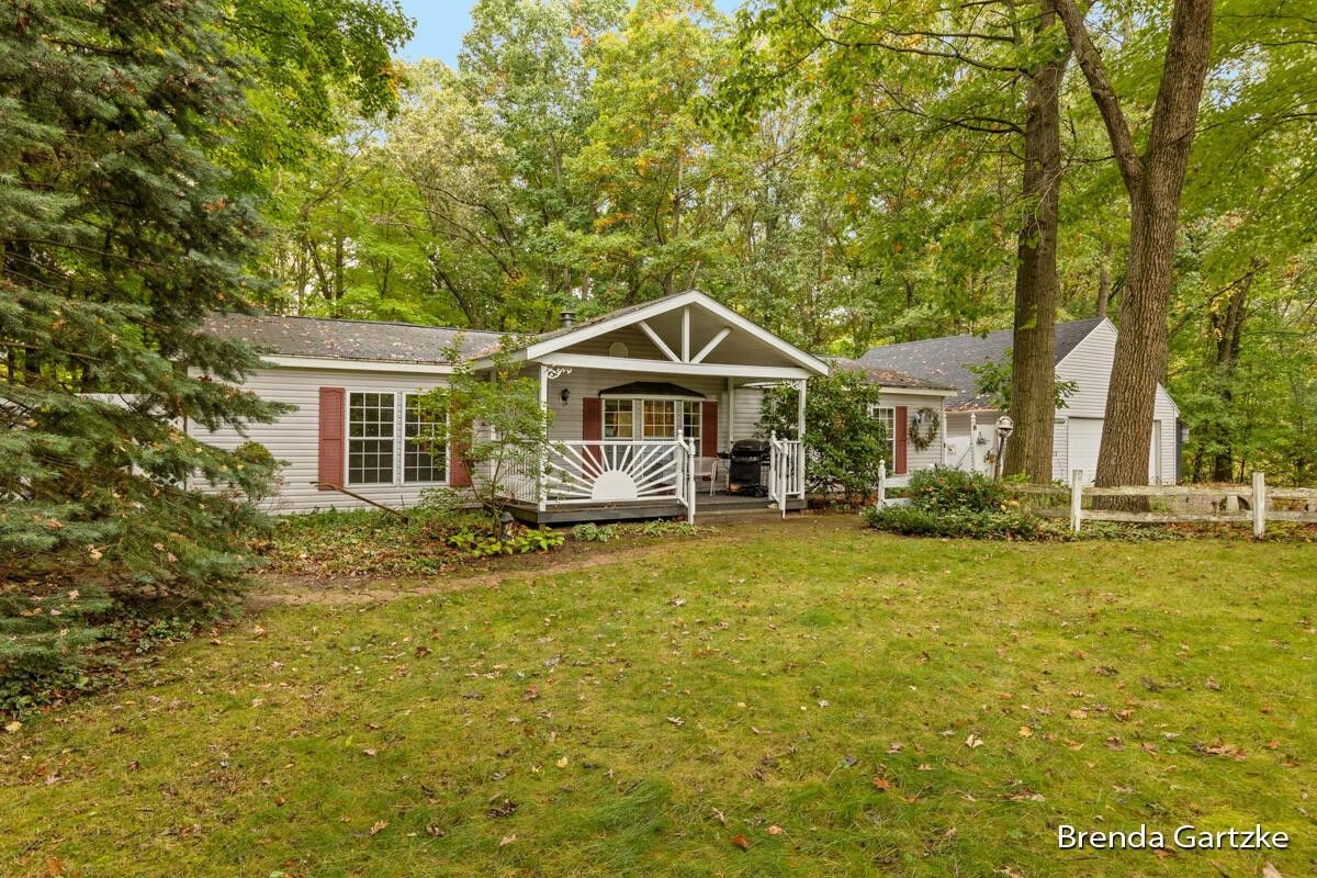 Pierson, Montcalm County, MI Lakefront Property, Waterfront Property