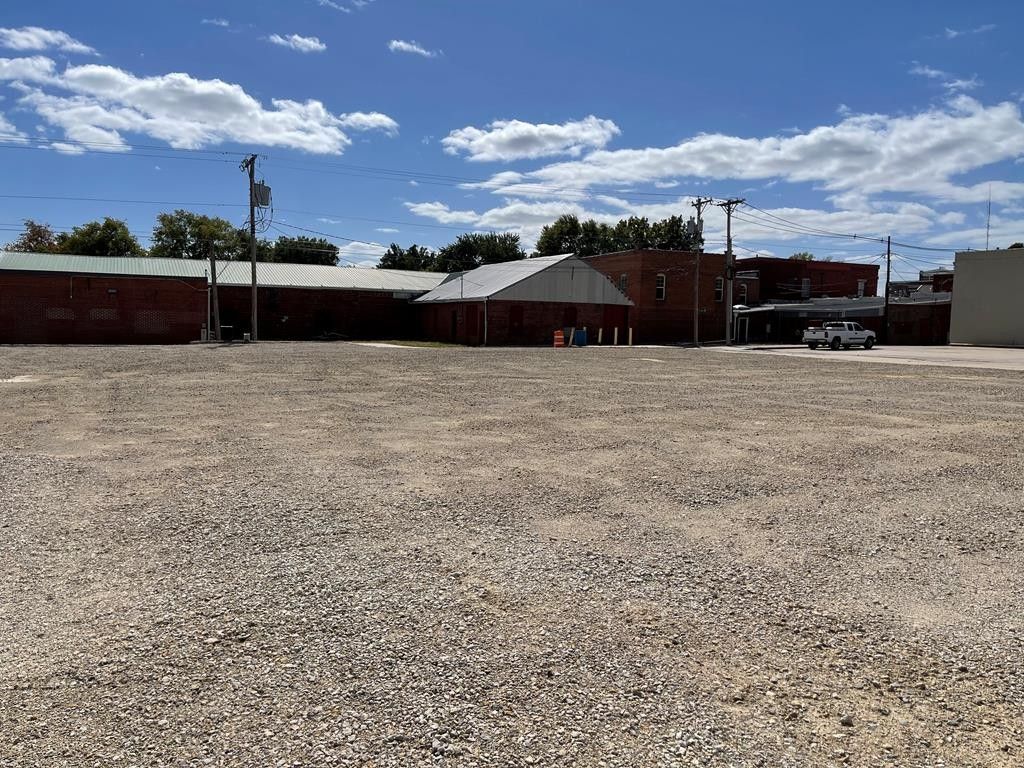 Chanute, Neosho County, KS Commercial Property, Homesites for sale Property ID 417989871